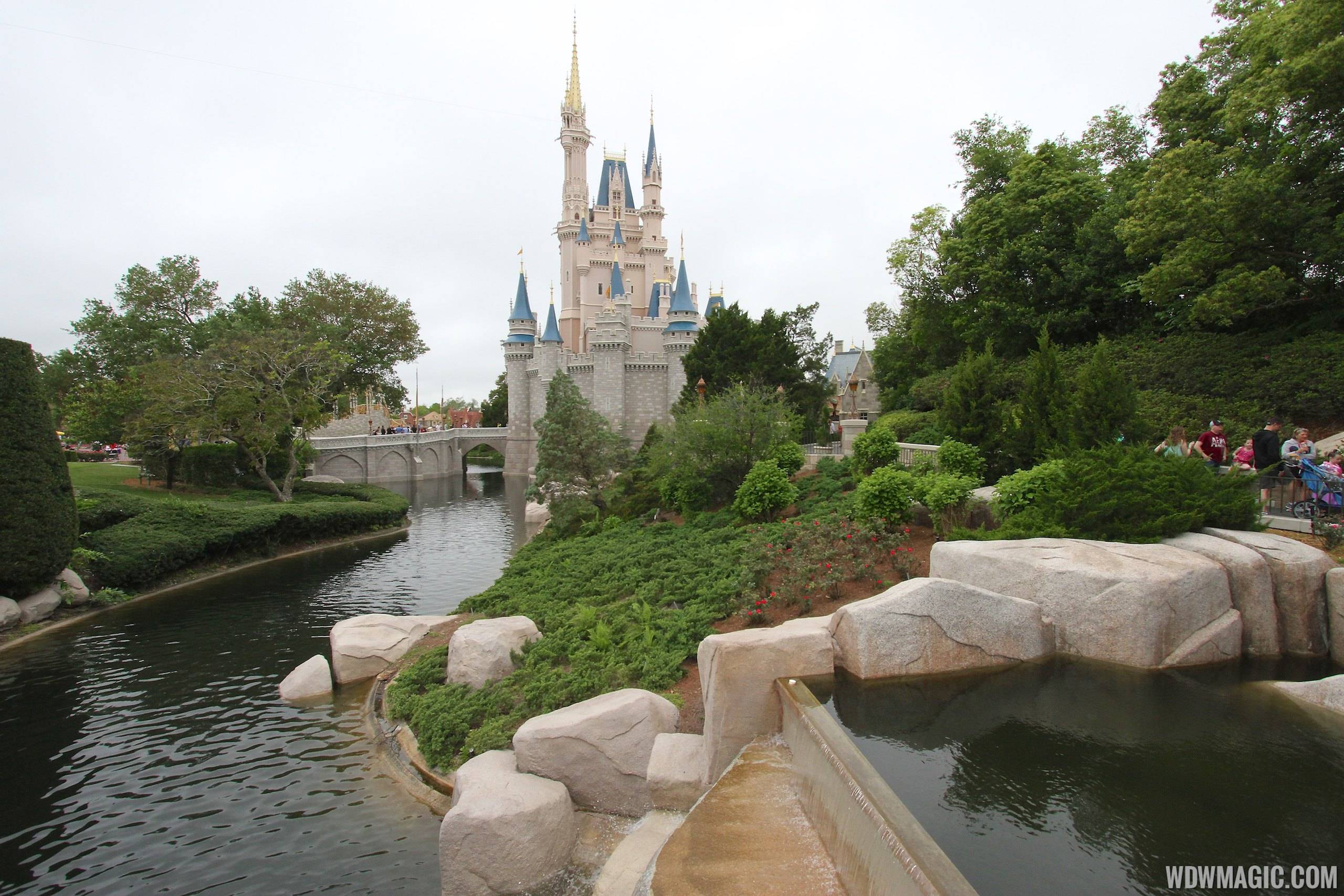 PHOTOS - Water returns to the Magic Kingdom's waterways and castle moat