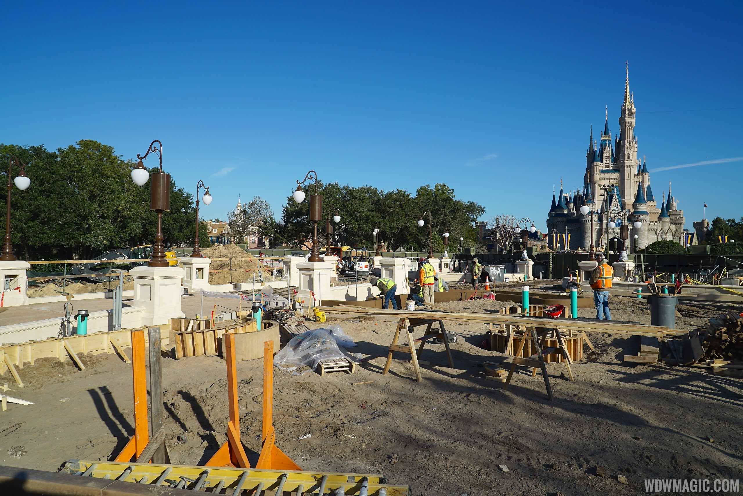 PHOTOS - Latest look at the Magic Kingdom hub expansion