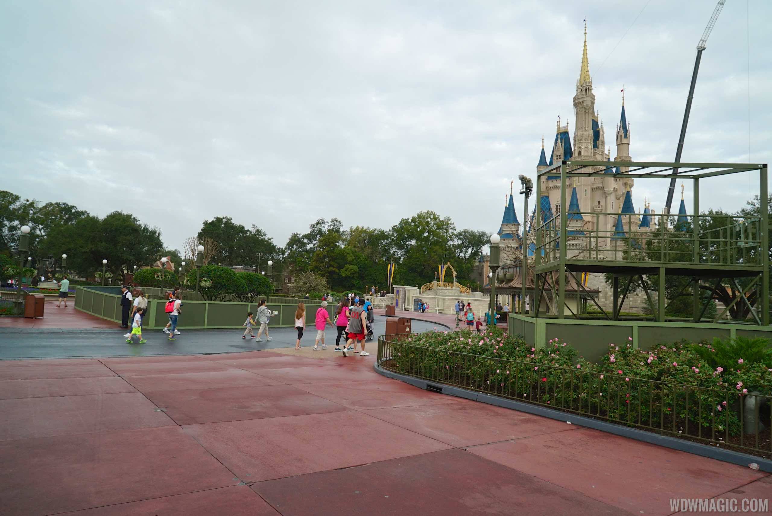PHOTOS - Construction walls up around the center of the hub area at the Magic Kingdom