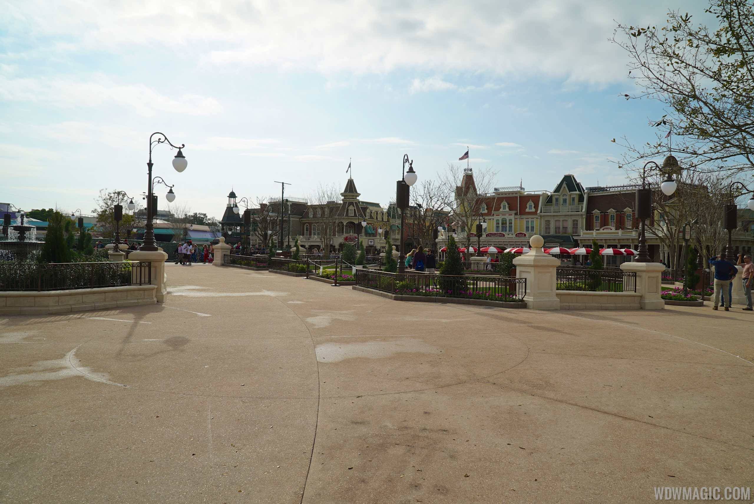 Main Street Plaza Gardens walk-through