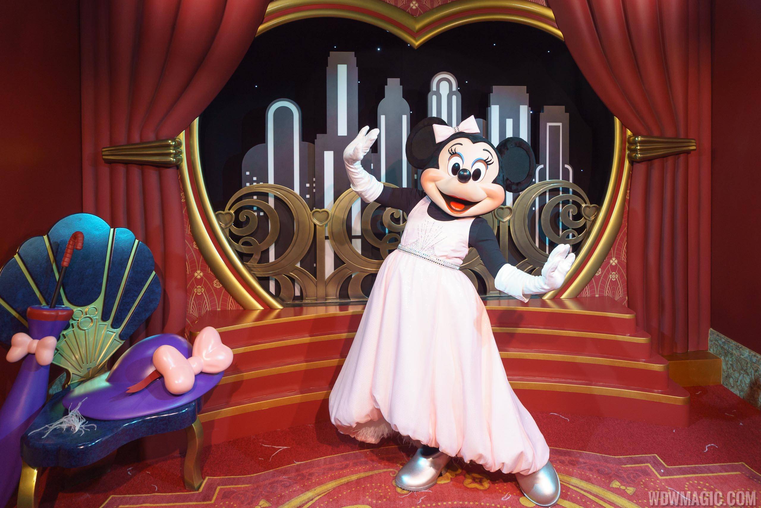 Mickey and Minnie Starring in Red Carpet Dreams walkthrough 