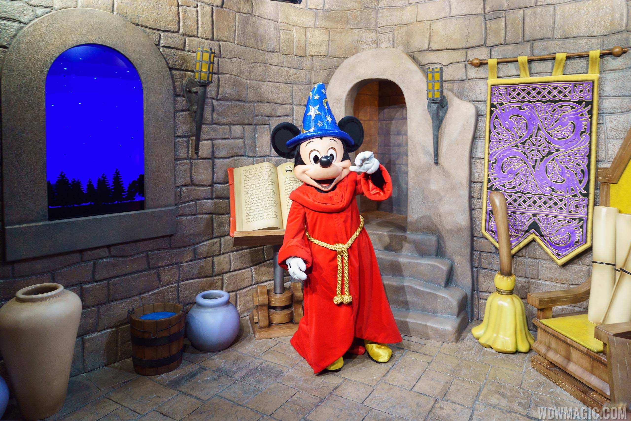 Sorcerer Mickey Returns to Red Carpet Dreams at Hollywood Studios 