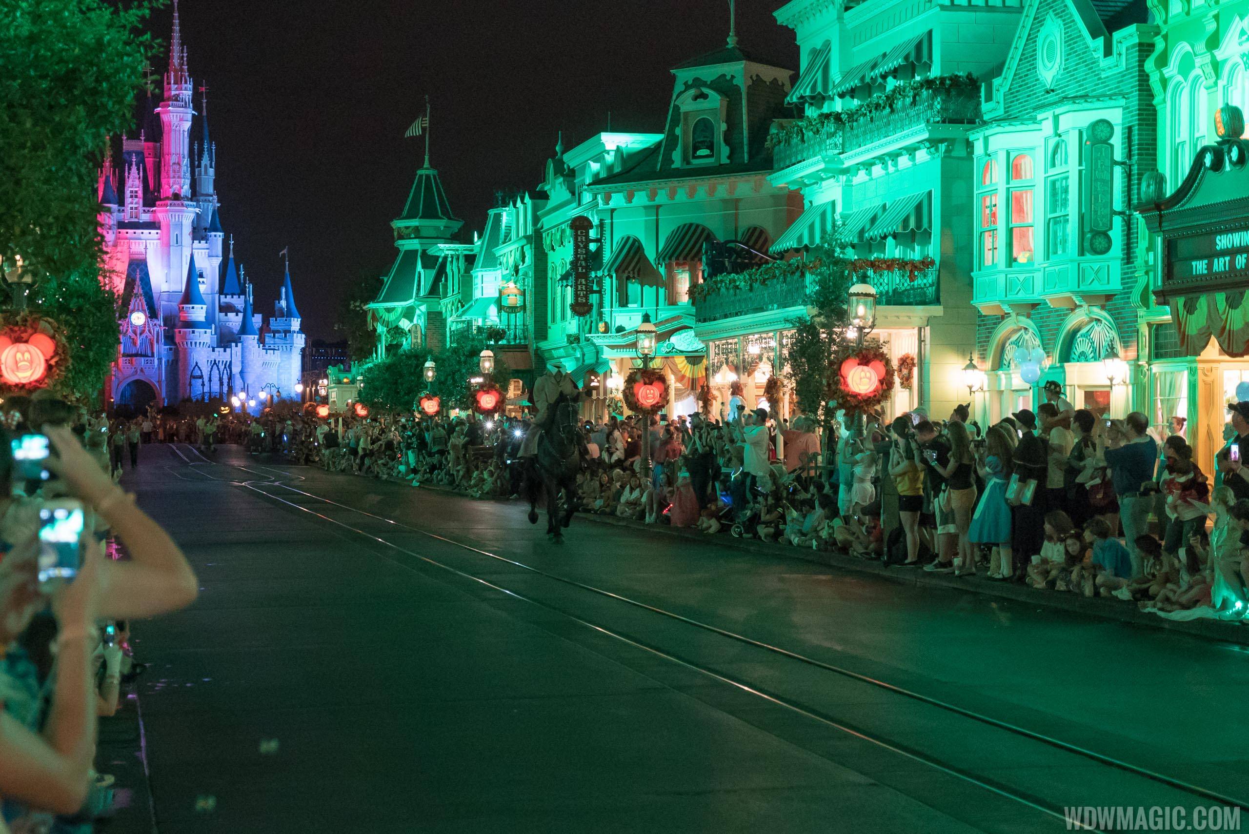 Mickey's Boo to You Halloween Parade 2015