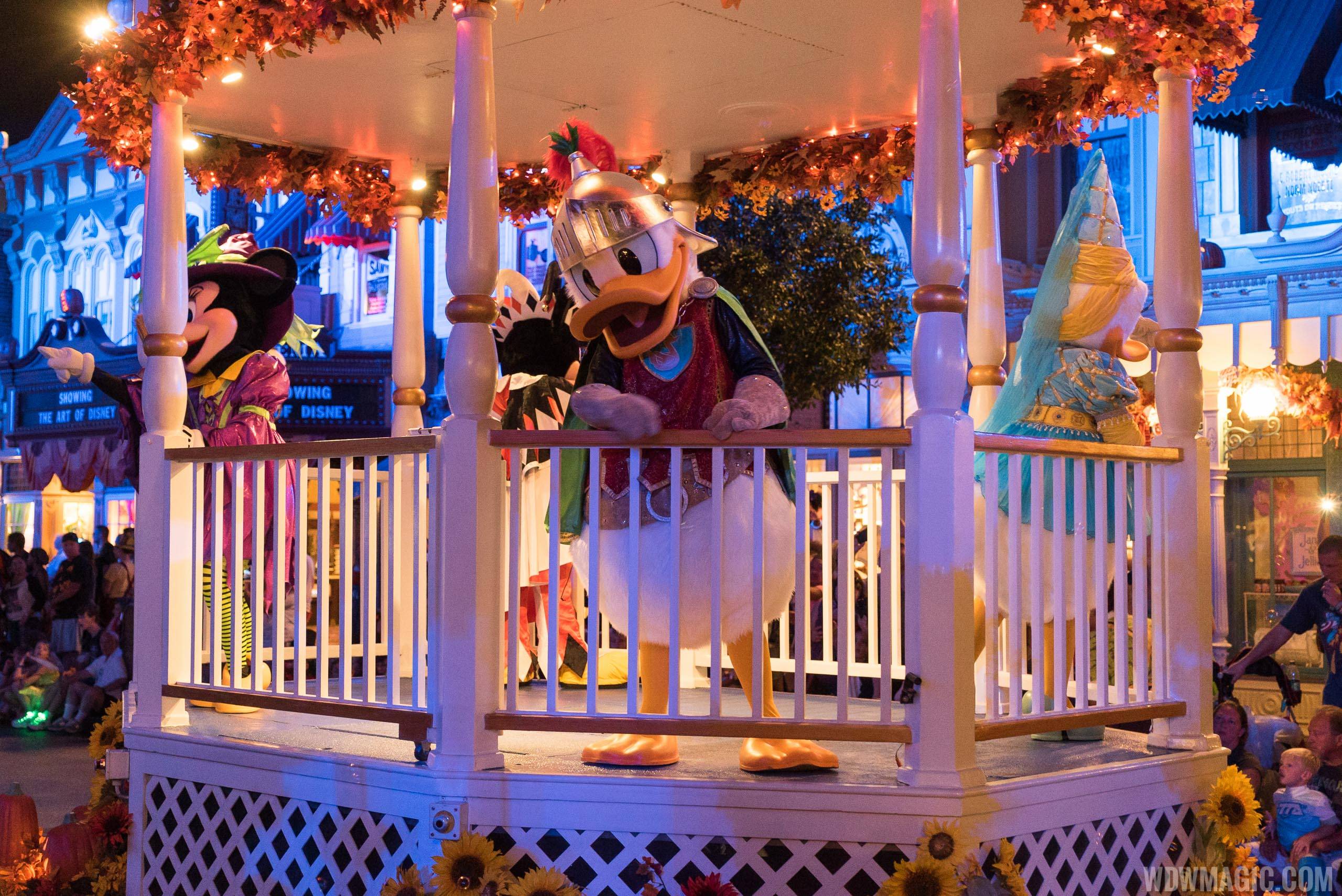 Mickey's Boo to You Halloween Parade - Donald Duck
