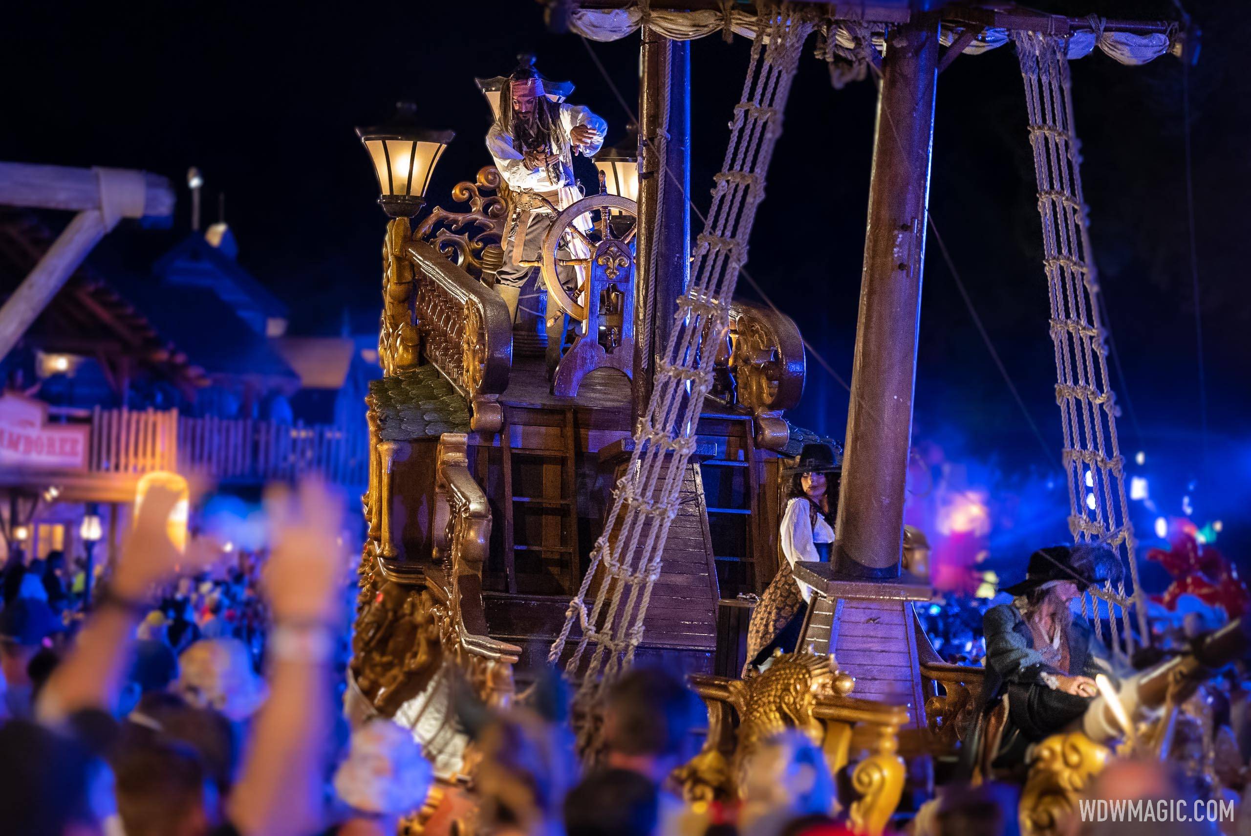 Mickey's Boo-To-You Halloween Parade - Pirates of the Caribbean unit