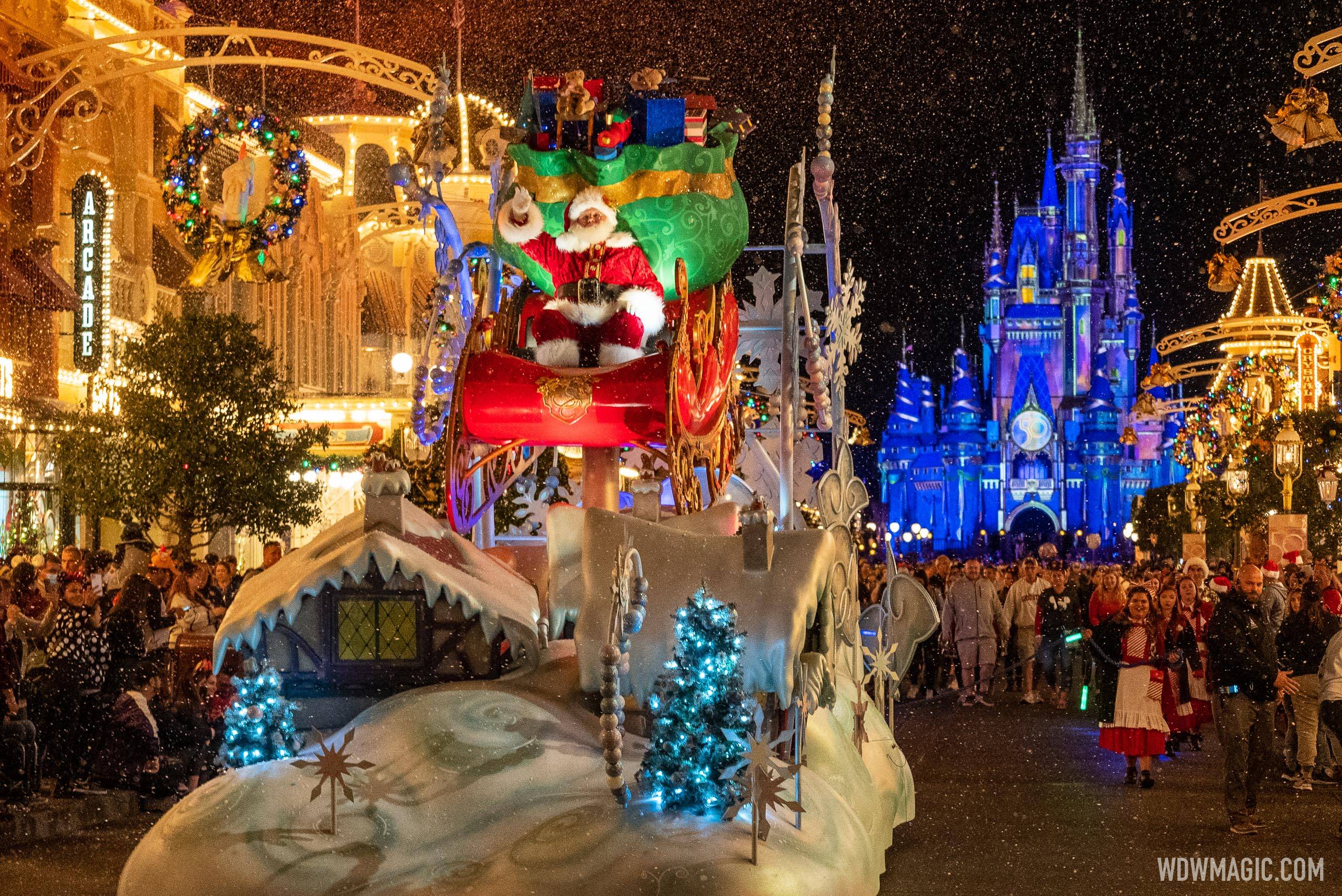 Mickey’s Once Upon a Christmastime Parade 2021