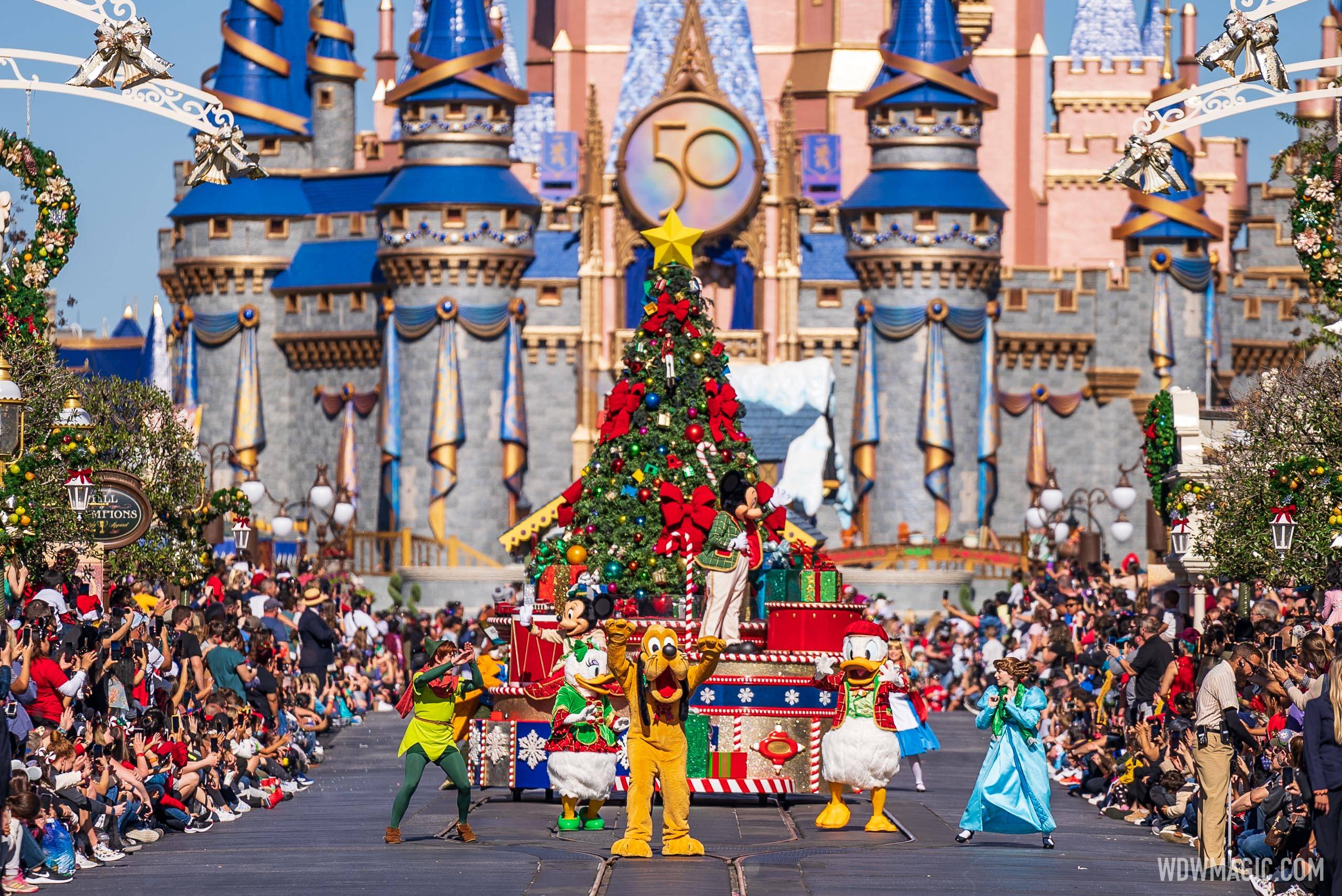 Mickey's Once Upon a Christmastime Parade daytime edition 2021