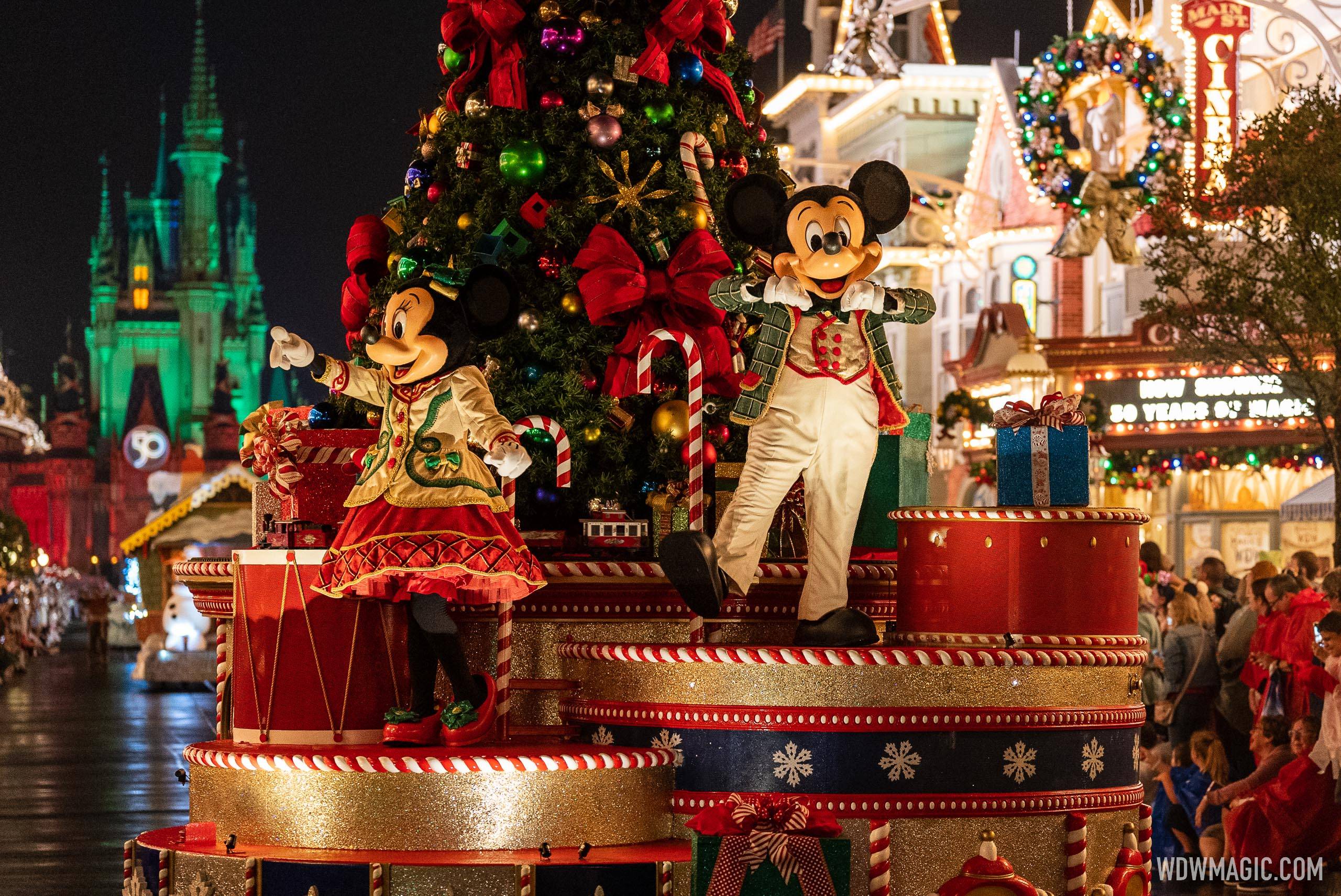 'Mickey's Once Upon a Christmastime Parade' to be shown during regular park hours again this year