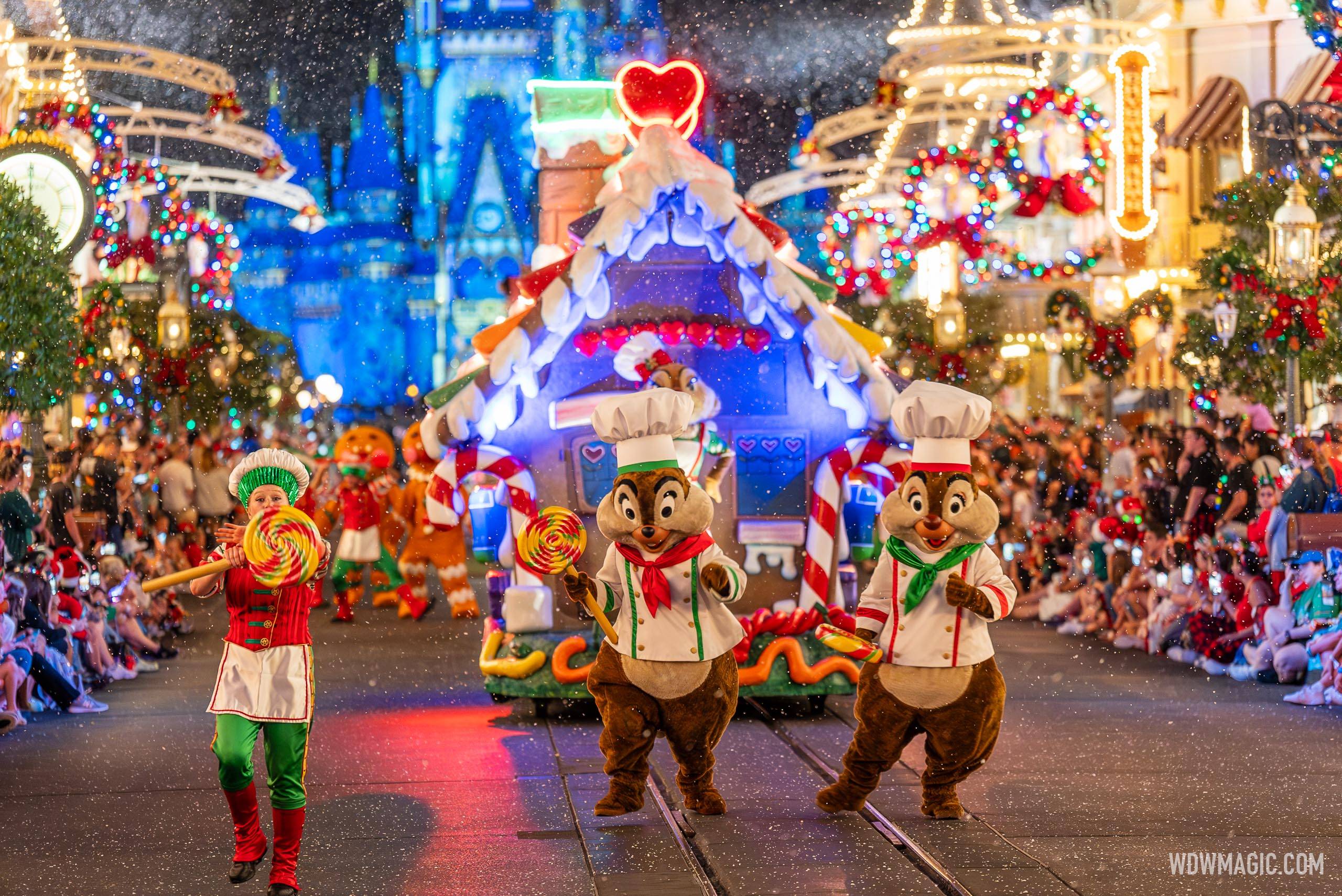 Mickey's Once Upon a Christmastime Parade 2023 - Main Street U.S.A.