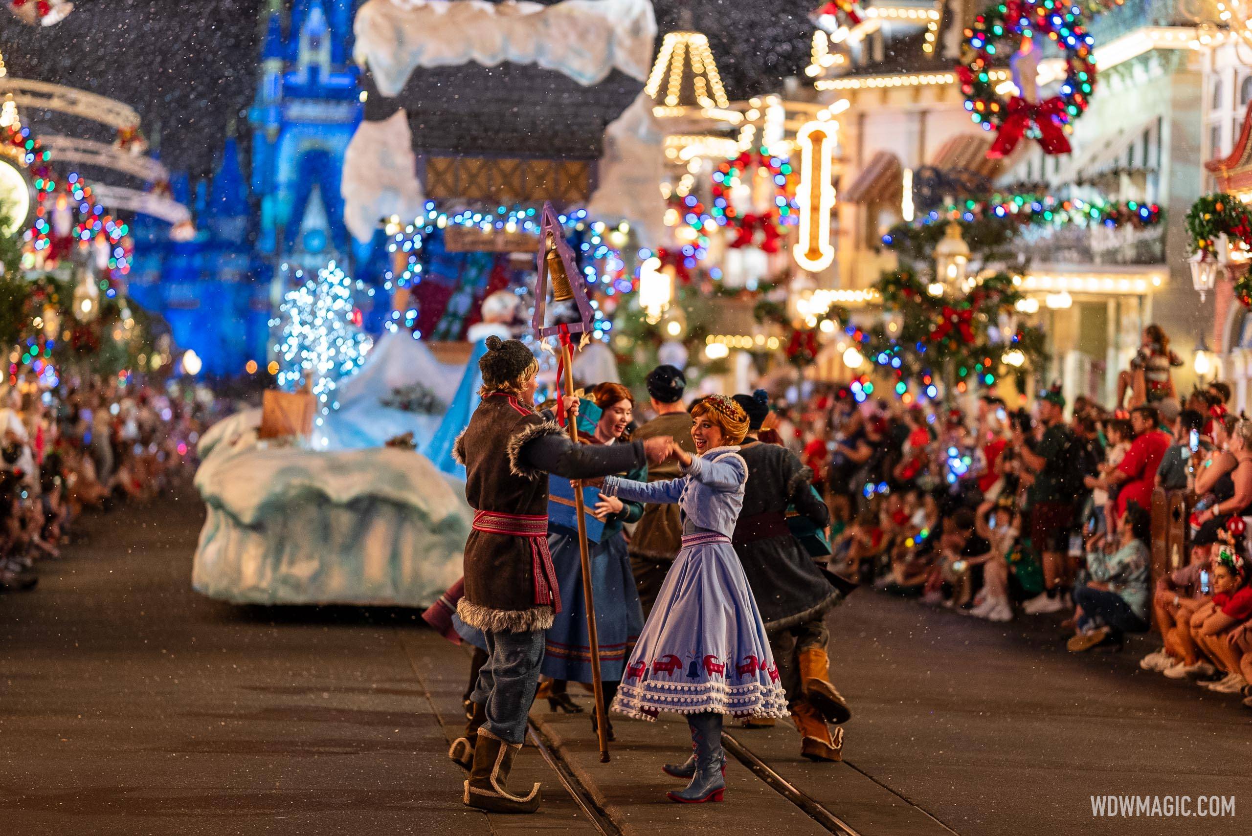 Mickey's Once Upon a Christmastime Parade 2024 - Main Street U.S.A.