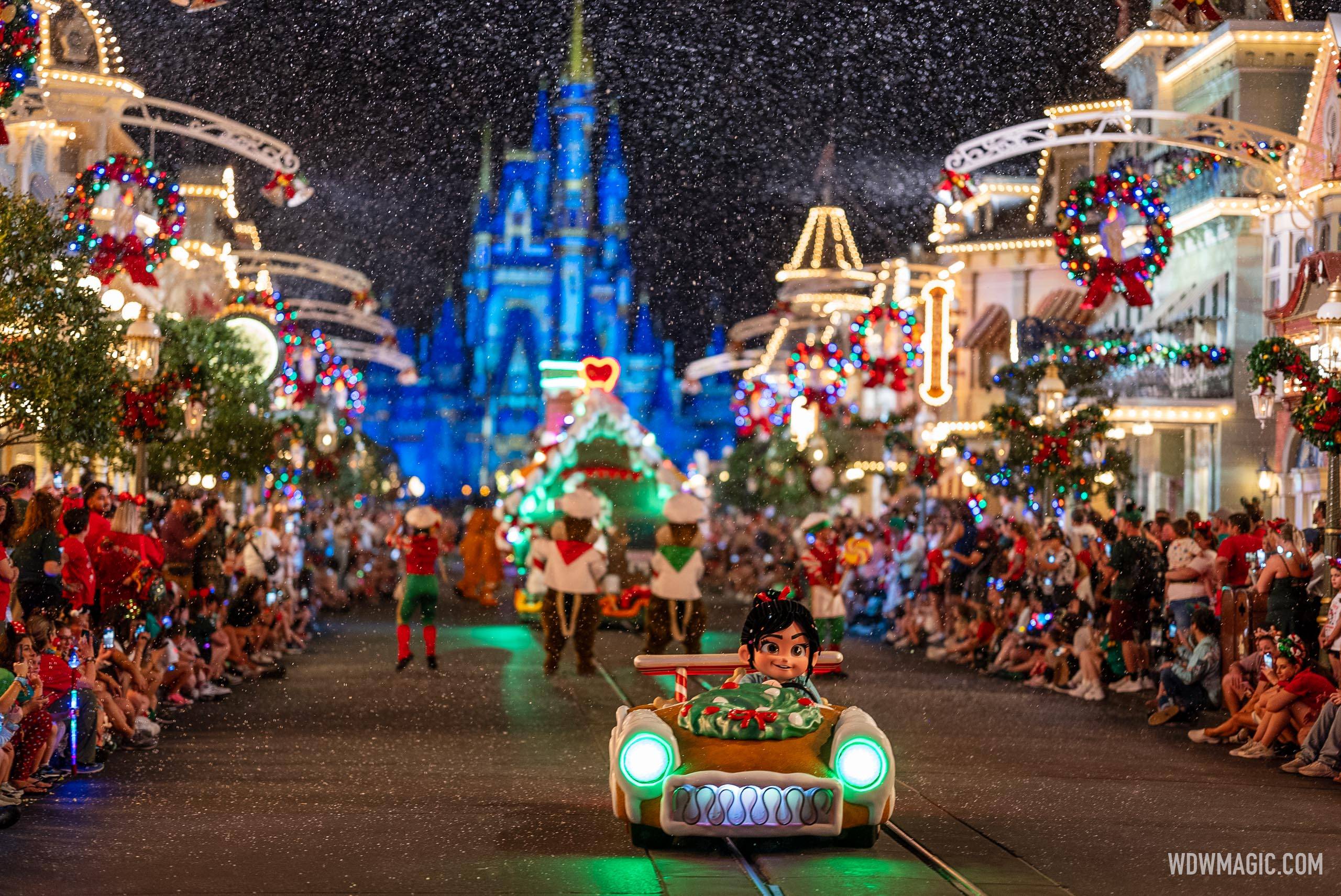 Mickey's Once Upon a Christmastime Parade 2024 - Main Street U.S.A.