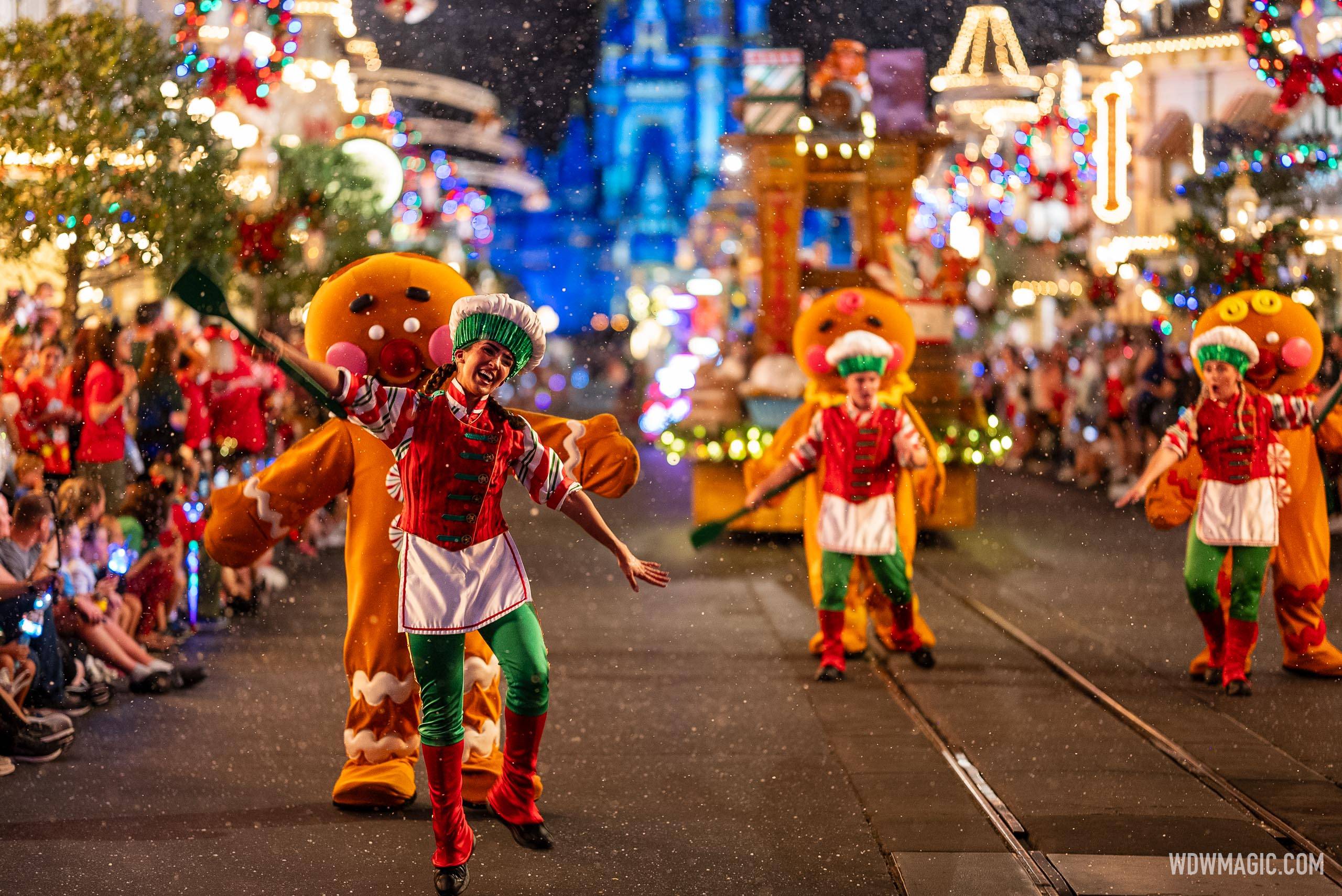 Mickey's Once Upon a Christmastime Parade 2024 - Main Street U.S.A.