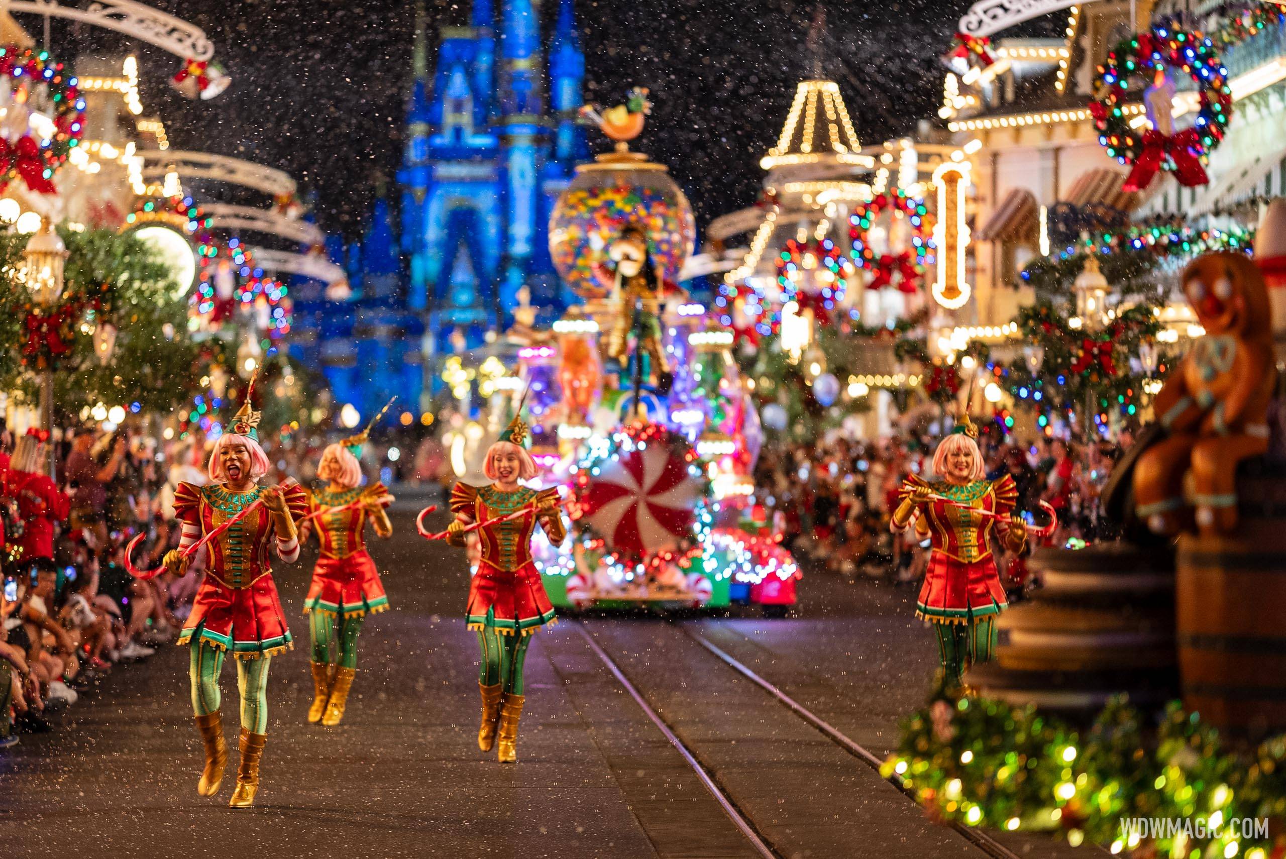 Mickey's Once Upon a Christmastime Parade 2024 - Main Street U.S.A.