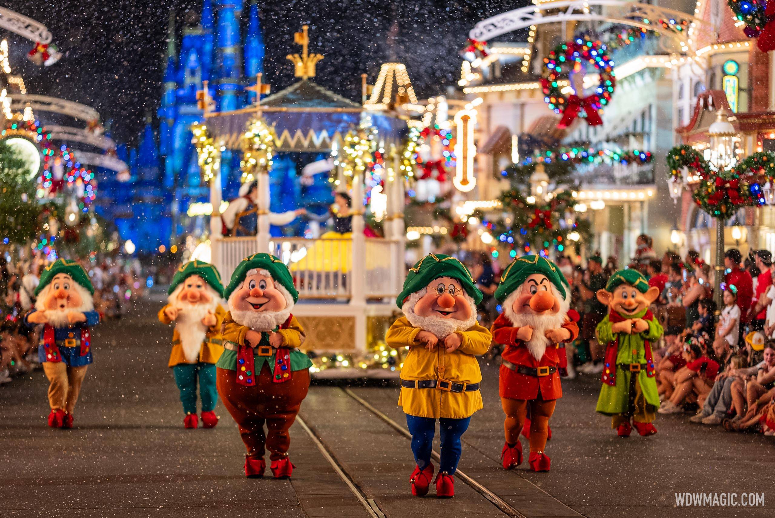 Mickey's Once Upon a Christmastime Parade 2024 - Main Street U.S.A.