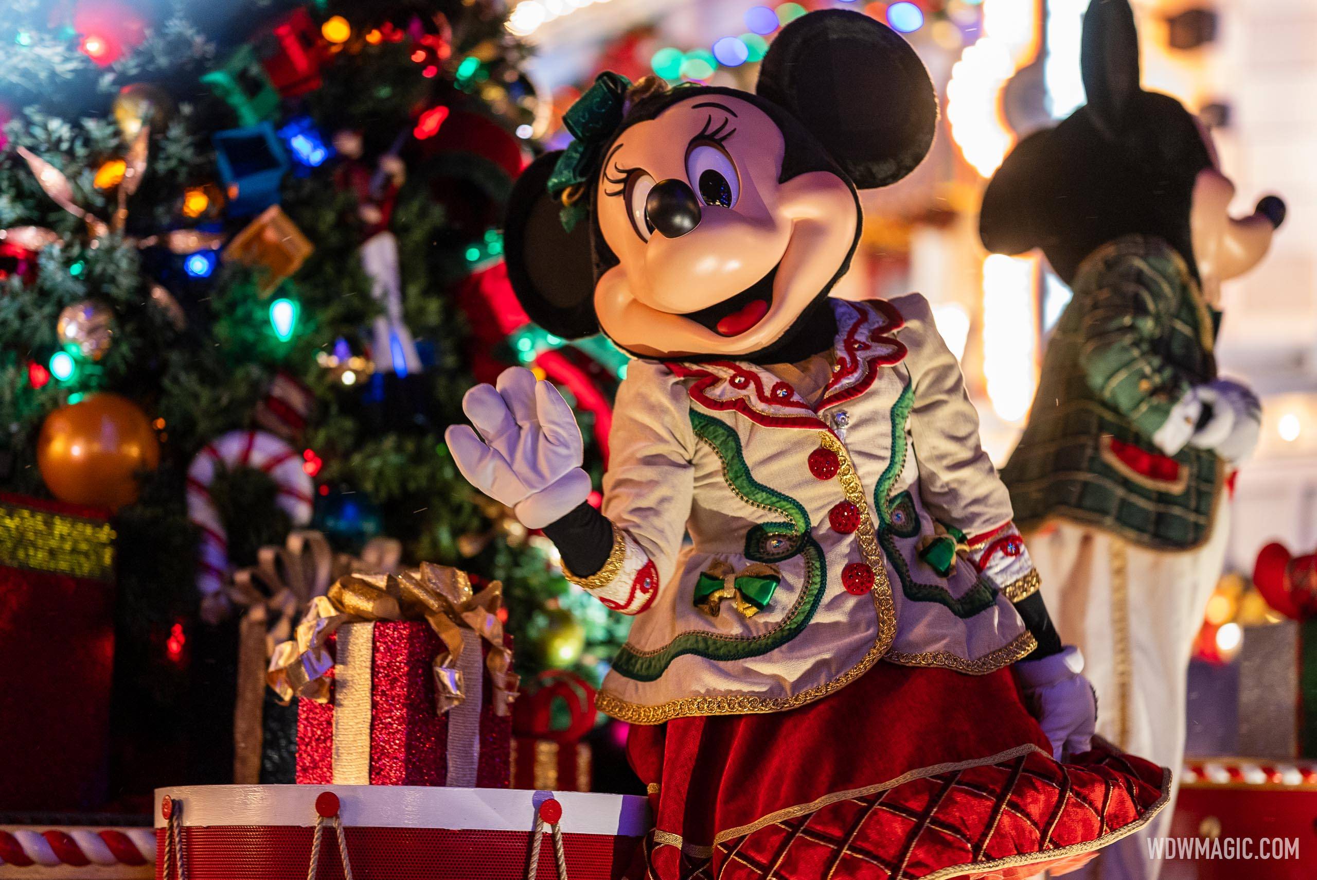 Mickey's Once Upon a Christmastime Parade 2024 - Main Street U.S.A.