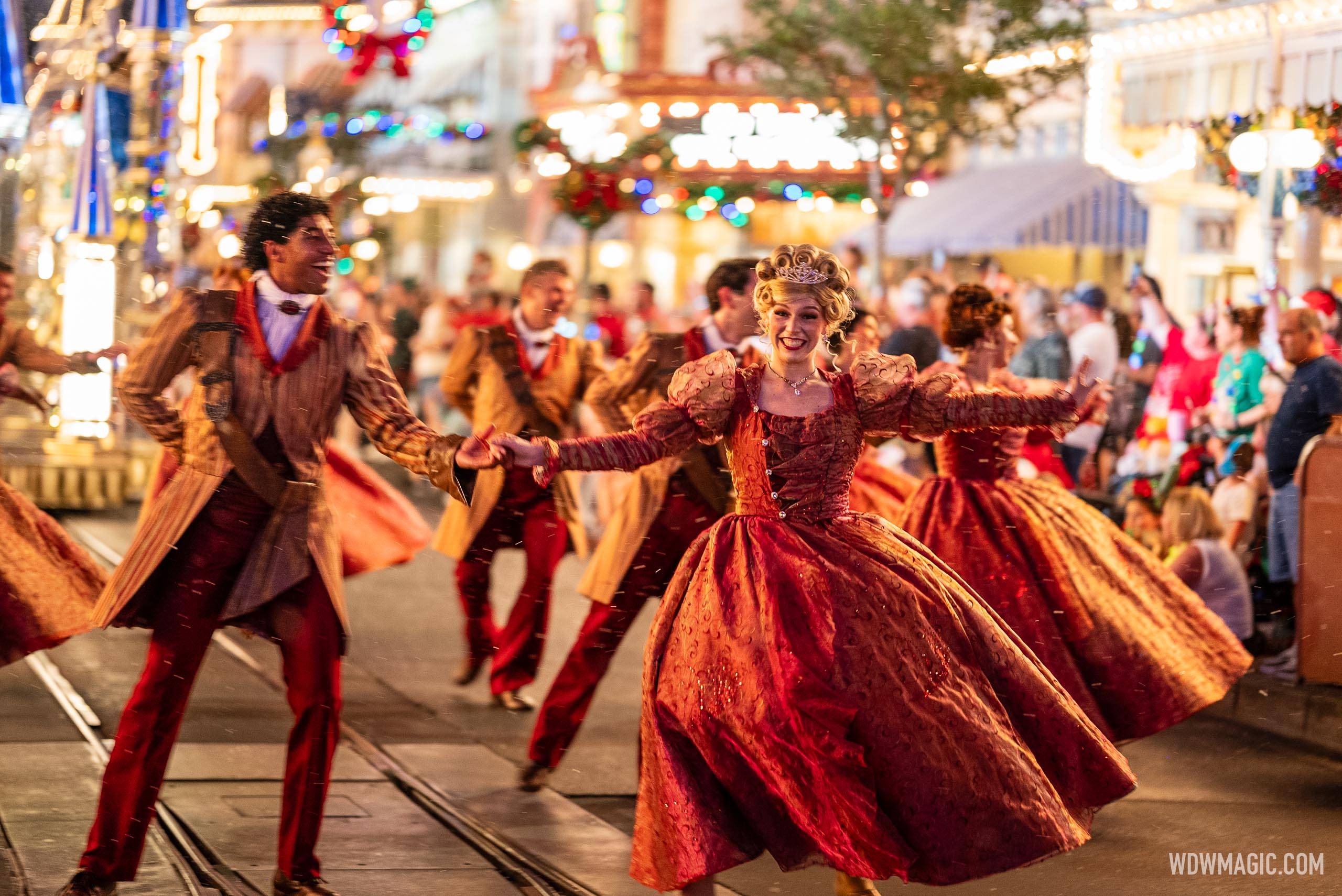 Mickey's Once Upon a Christmastime Parade 2024 - Main Street U.S.A.