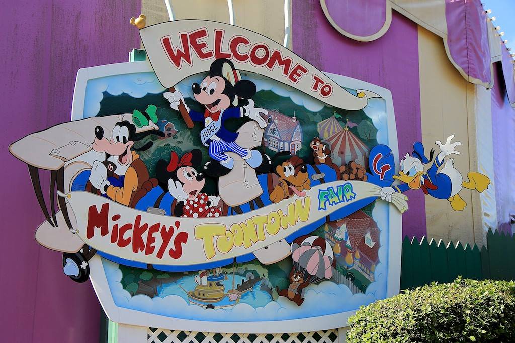 Overview of Mickey's Toontown Fair