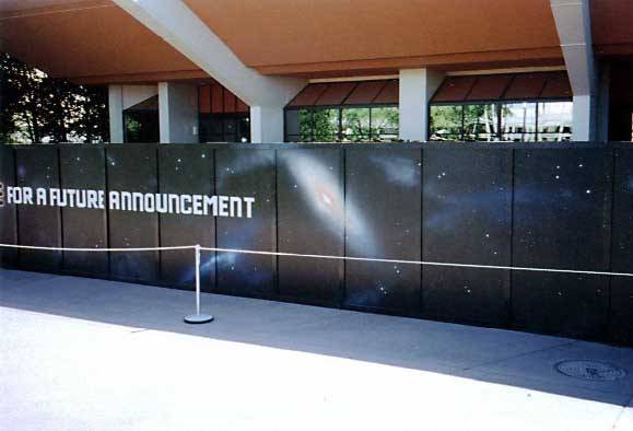 Space logos appear on the Horizons construction walls