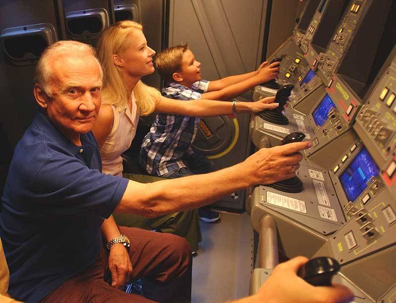 Buzz Aldrin rides Mission SPACE