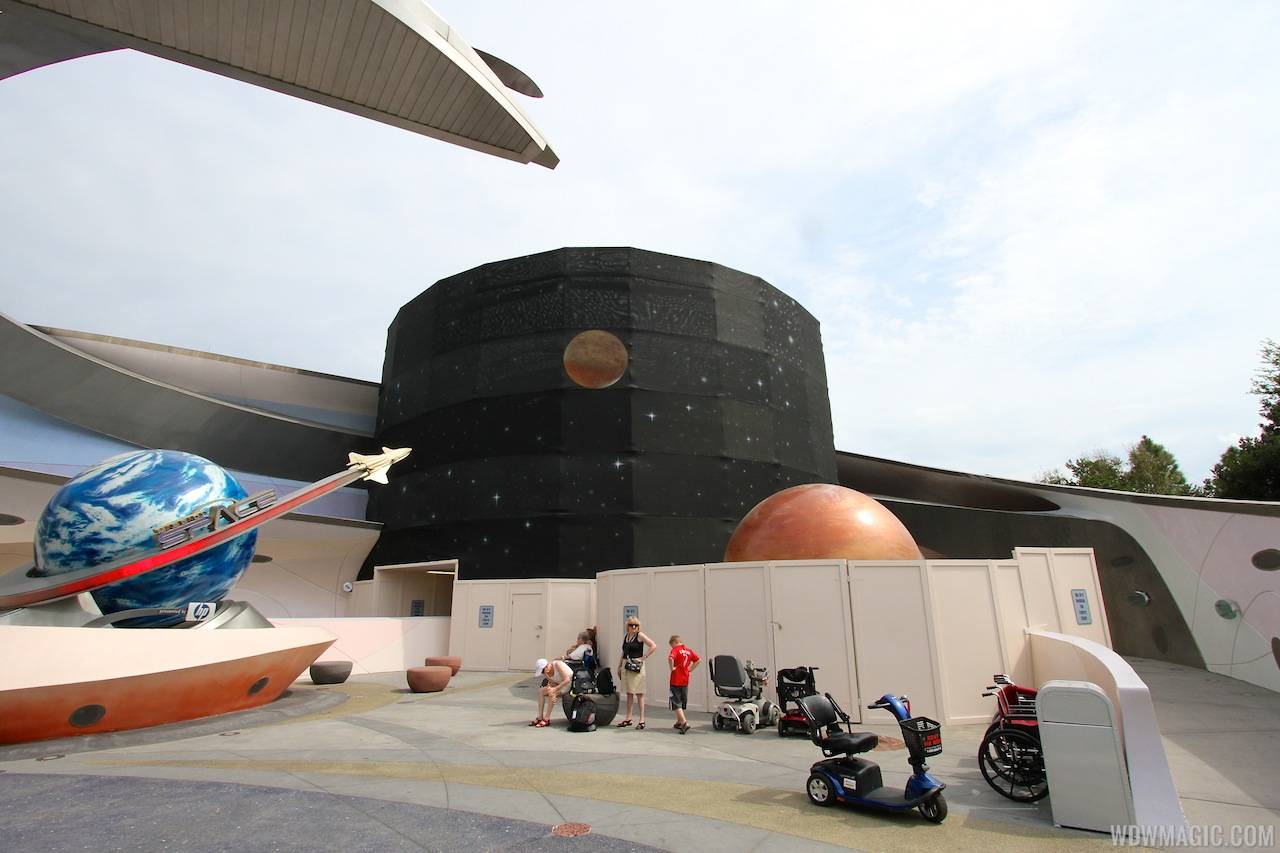 PHOTOS - Mission SPACE exterior goes under wraps for refurbishment