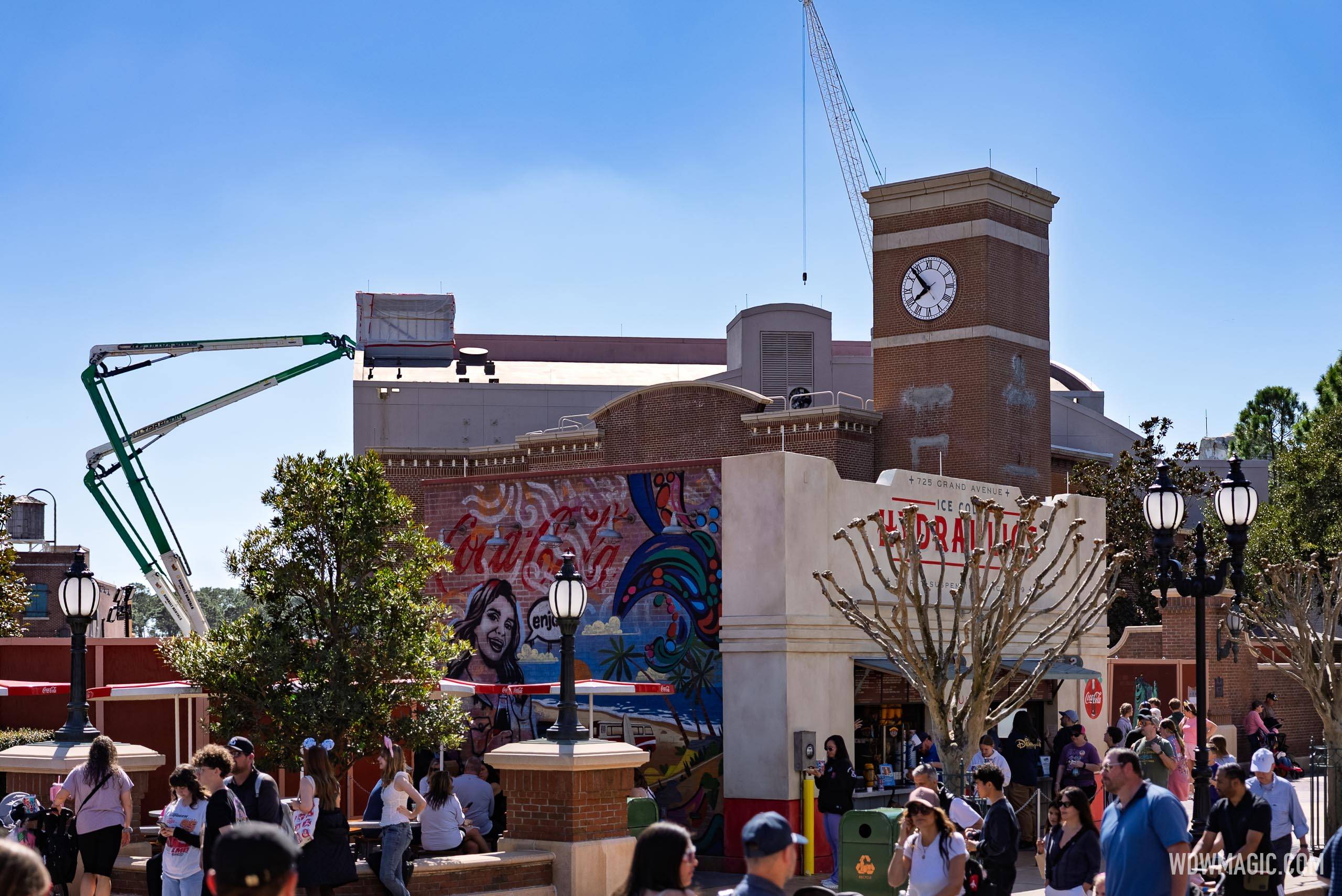 Heavy-Lift Crane Arrives for Monstropolis Coaster Construction