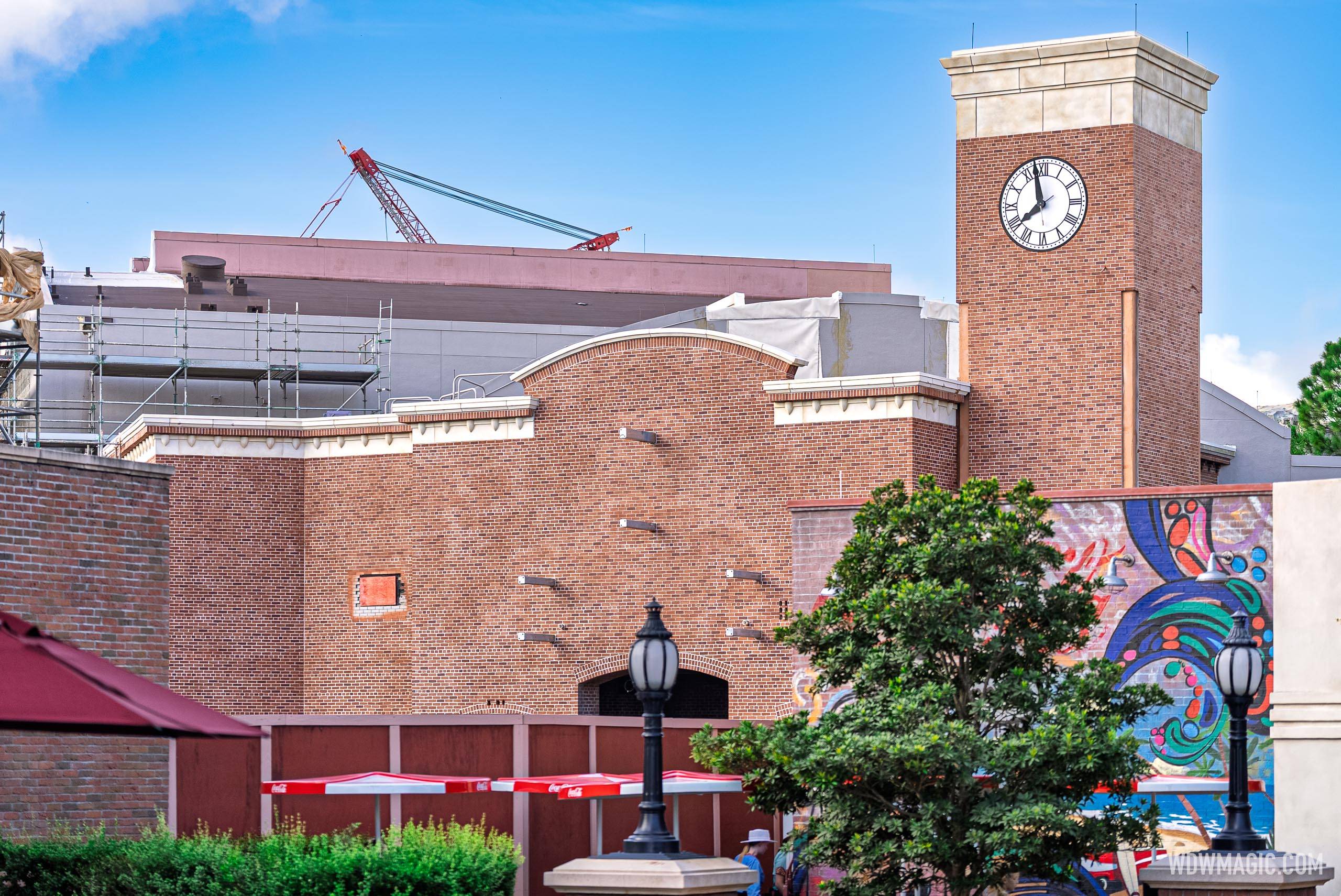 Glob Theater Construction Update: Scaffolding Down, Signage Coming