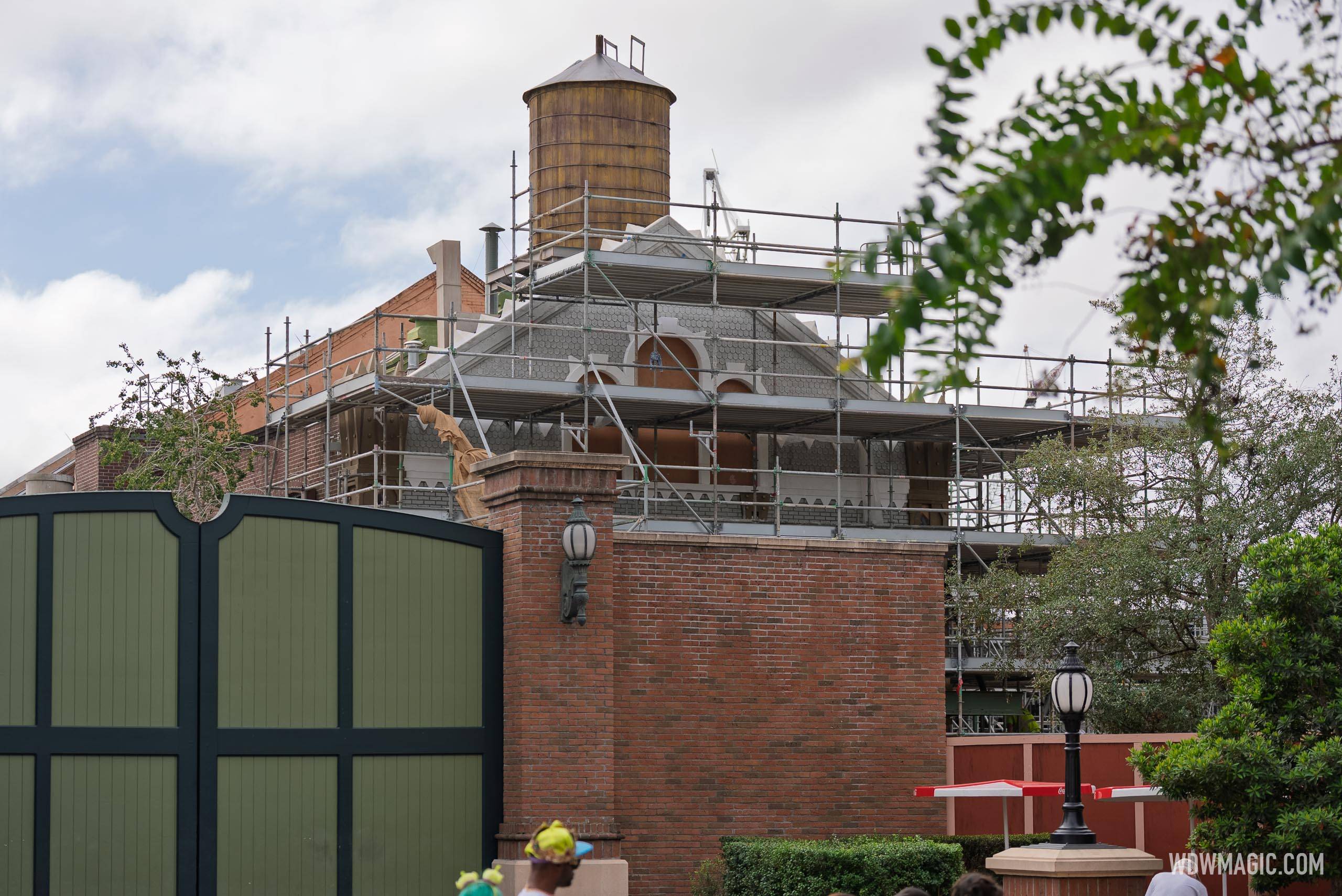Monsters-Inc.-Land_Full_68416.jpg