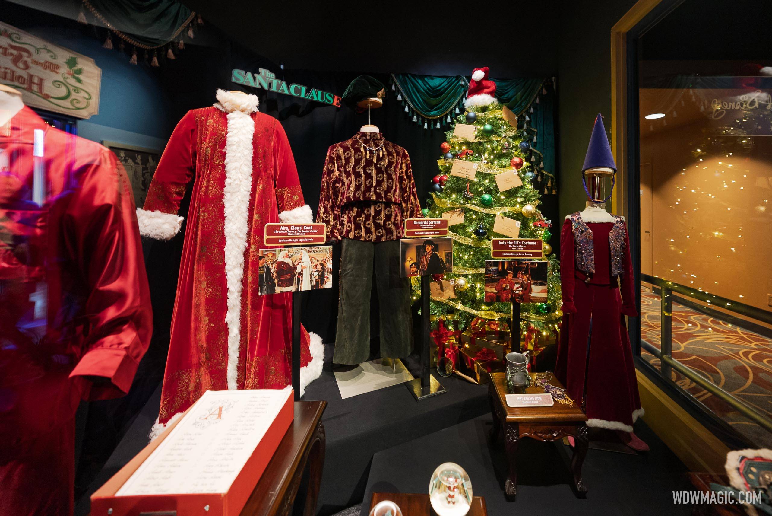 Walt Disney Presents - Disney Takes A Holiday