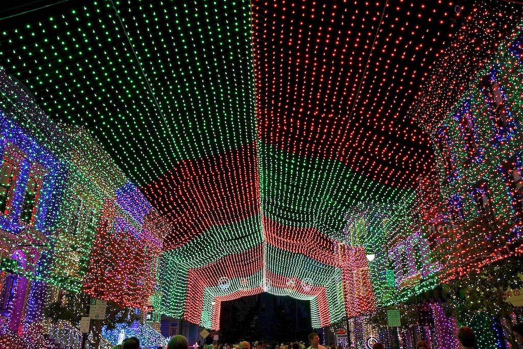 VIDEO - New additions for 2011 make the Osborne Lights better than ever