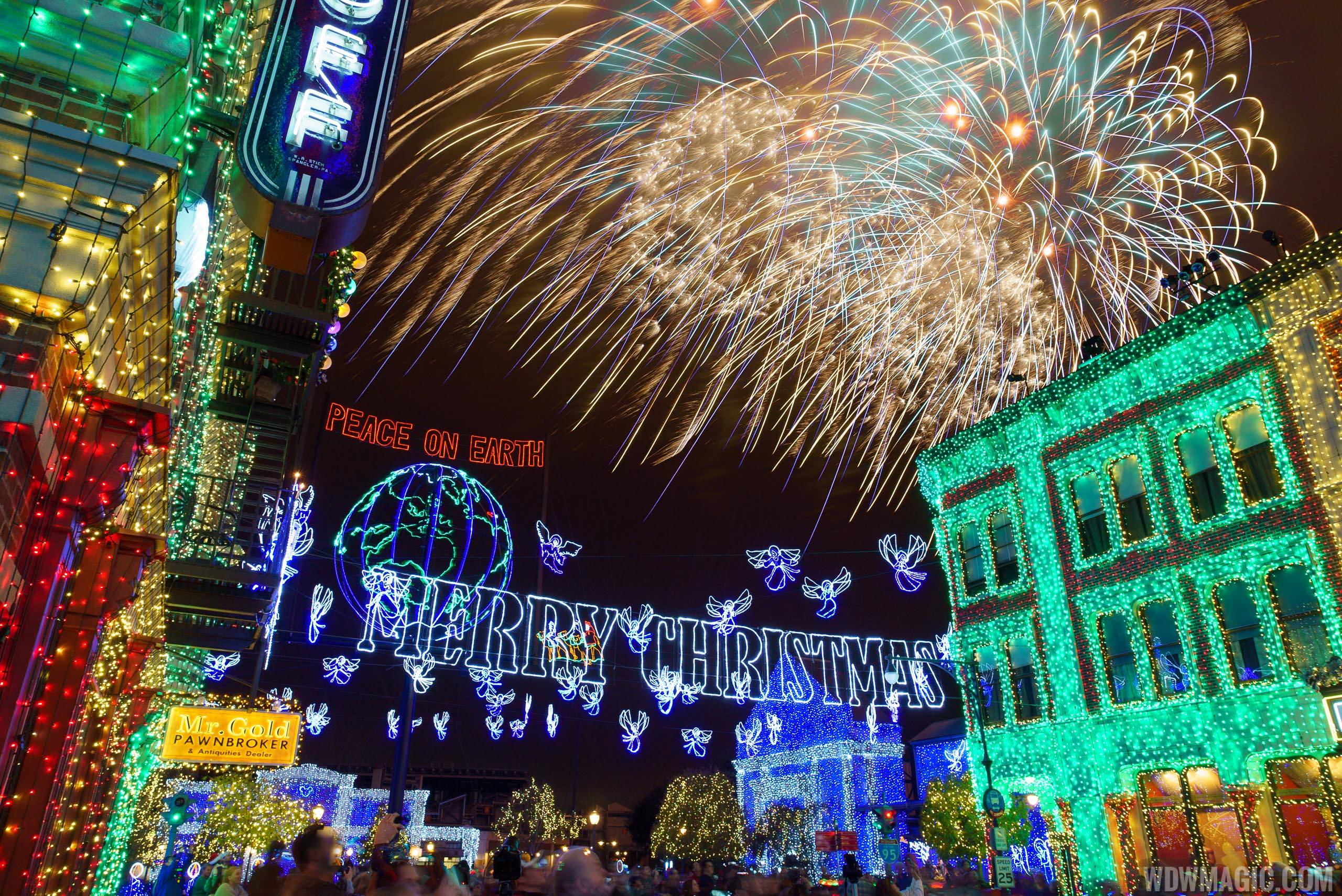 Fireworks over the final night of the Osborne Lights