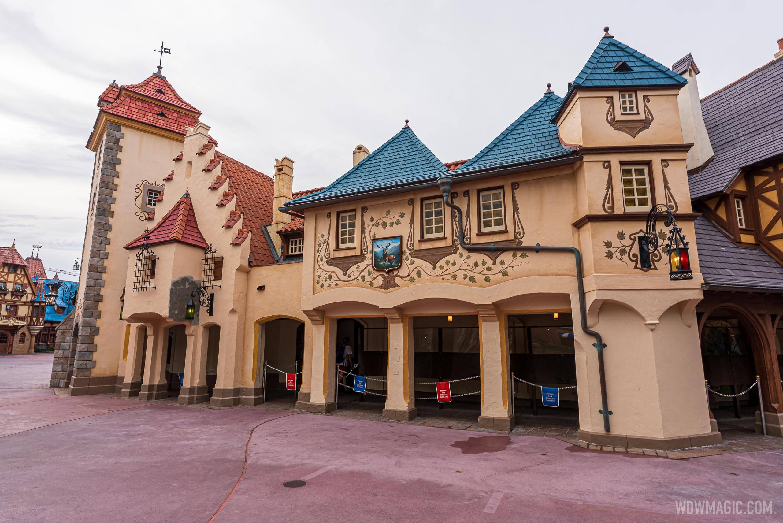 Peter Pan's Flight exterior refurbishment - June 21 2021 - Photo 4 of 8