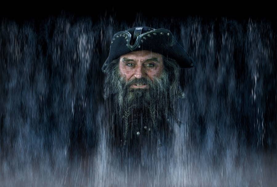 Captain Blackbeard water mist scene