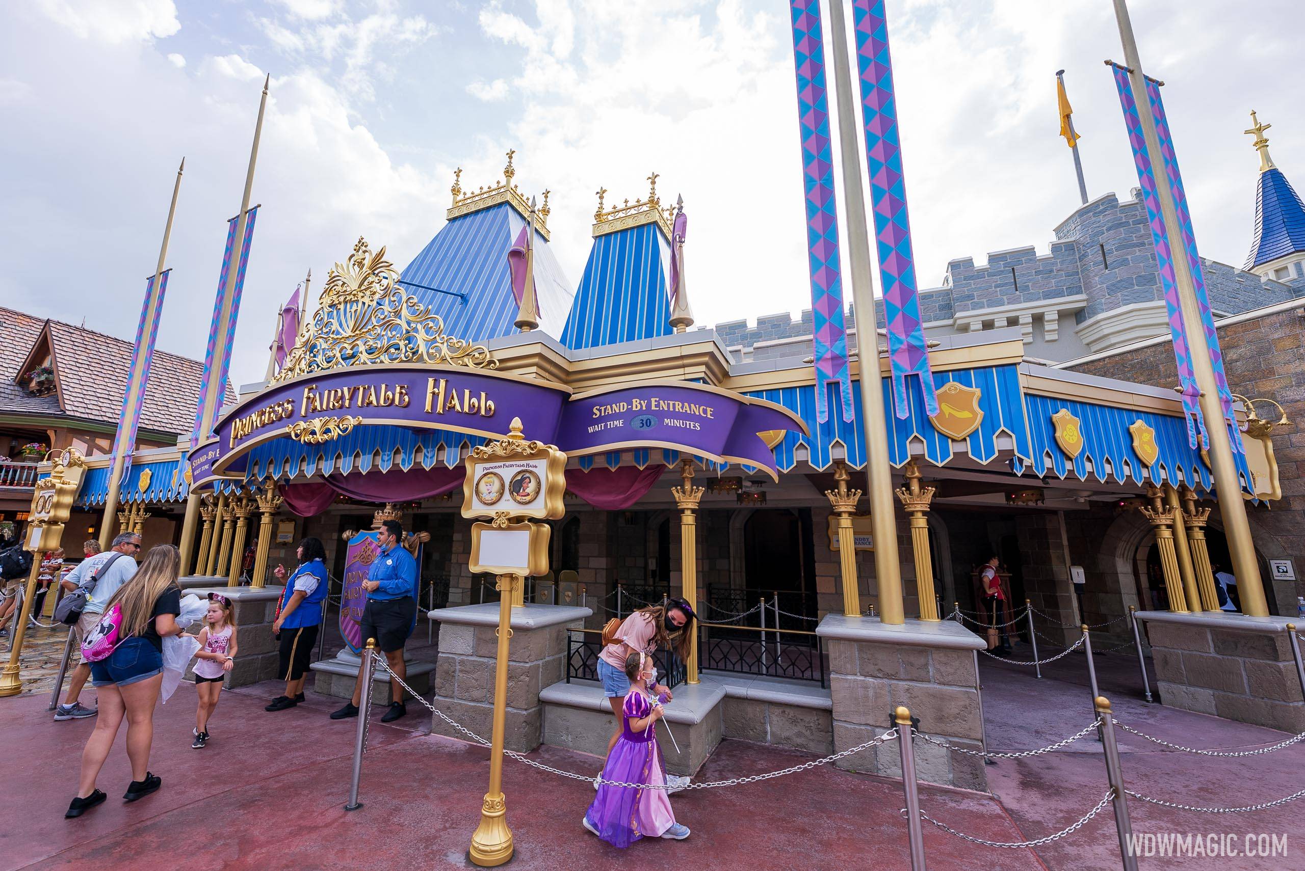Cinderella, Elena, Rapunzel and Tiana are back meeting guests at Magic Kingdom