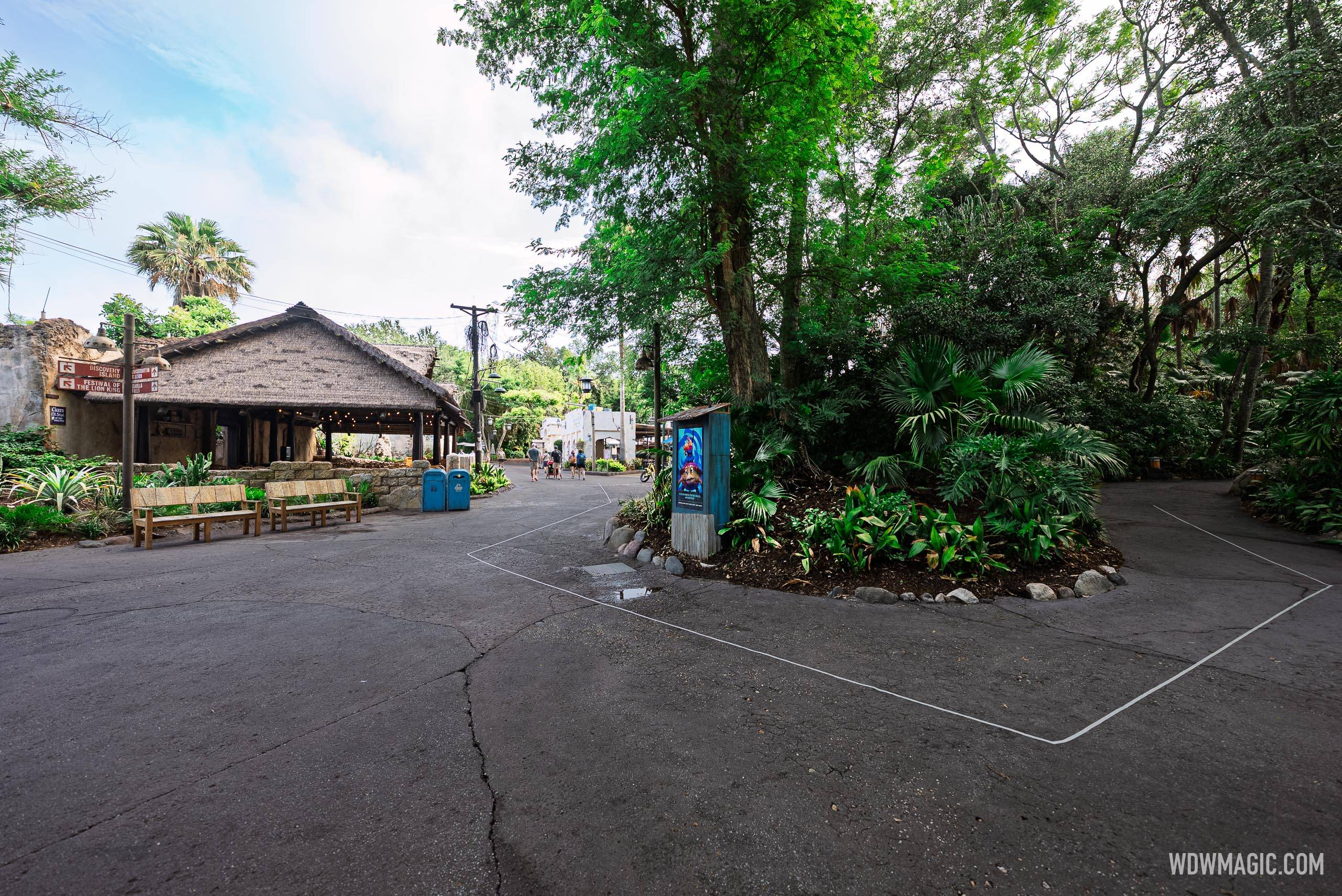 Extended overflow queue for Wildlife Express