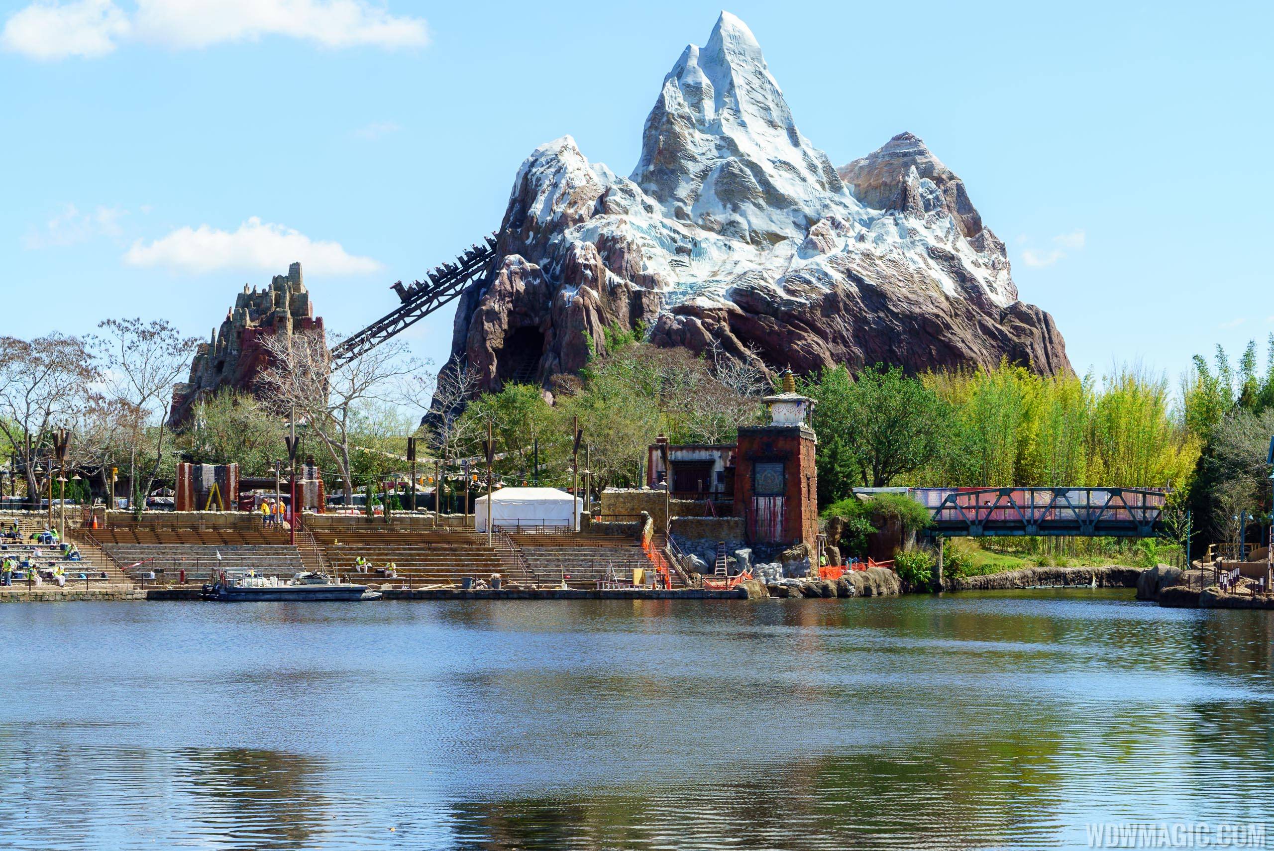 Rivers of Light construction