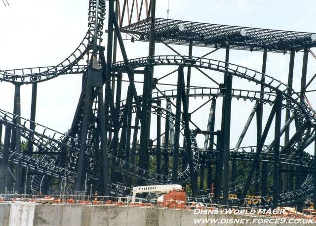 Rock n Roller Coaster construction photos Photo 4 of 5