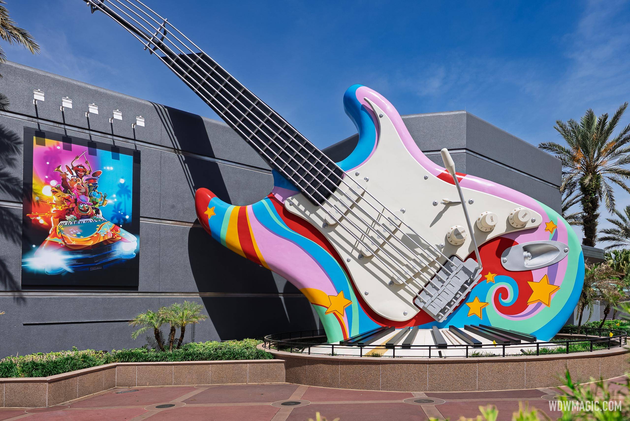 Muppets Poster and Stratocaster at Rock 'n' Roller Coaster