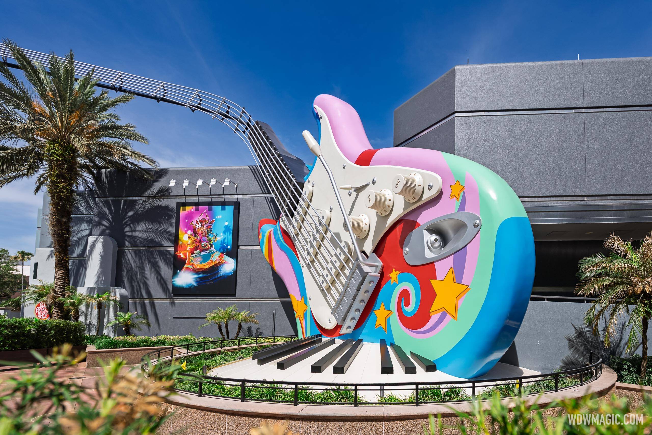 Muppets Poster and Stratocaster at Rock 'n' Roller Coaster