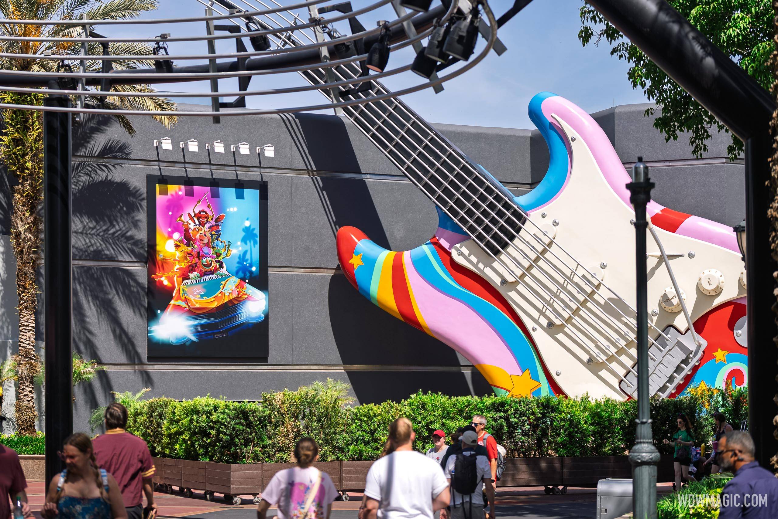 Muppets Poster and Stratocaster at Rock 'n' Roller Coaster