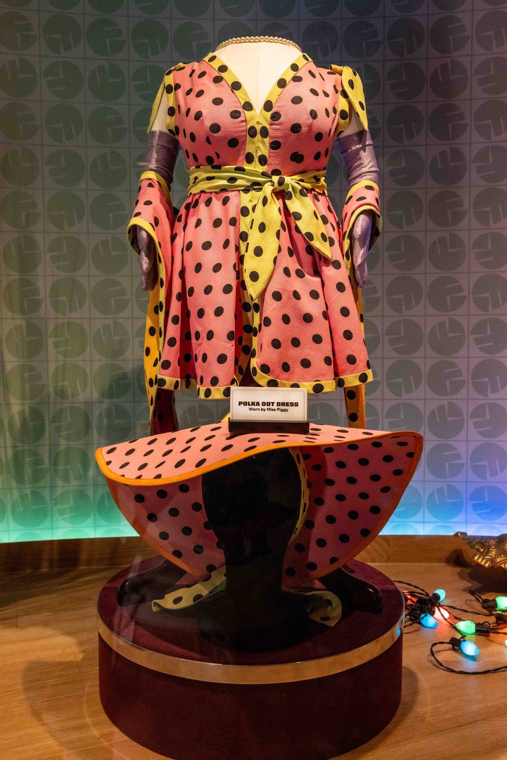 Muppet Easter Eggs and Nods at Rock ’n’ Roller Coaster Starring The Muppets