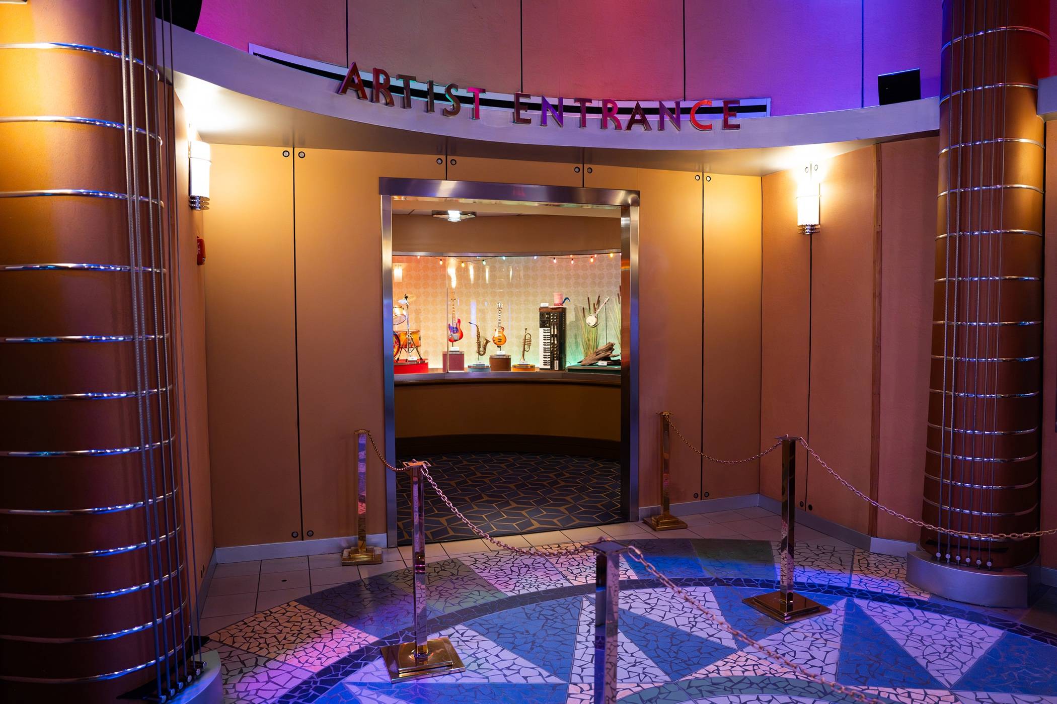 Rock ’n’ Roller Coaster Starring The Muppets Preview