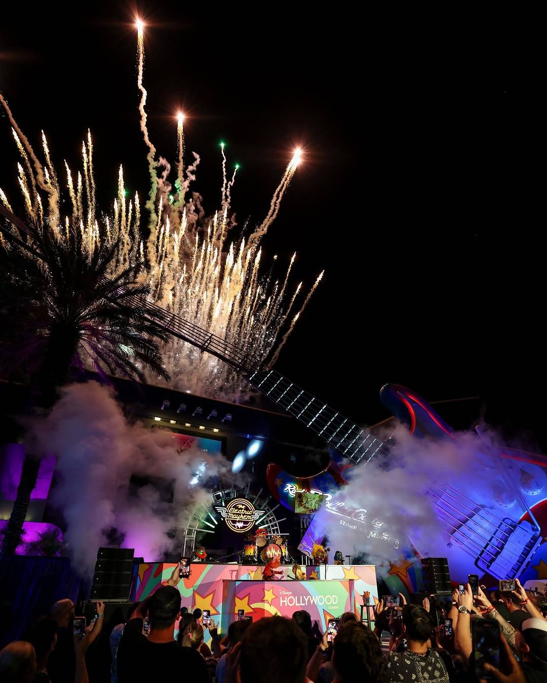 Electric Mayhem Live at Rock 'n' Roller Coaster Media Grand Opening