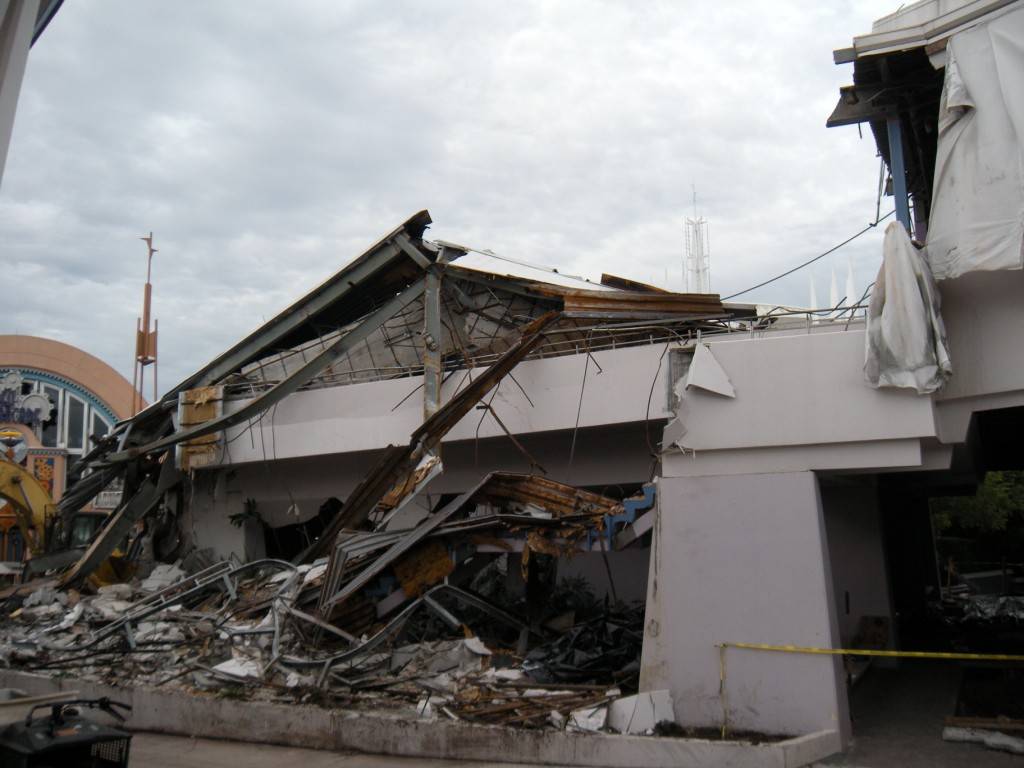 Tomorrowland Skyway Station demolition