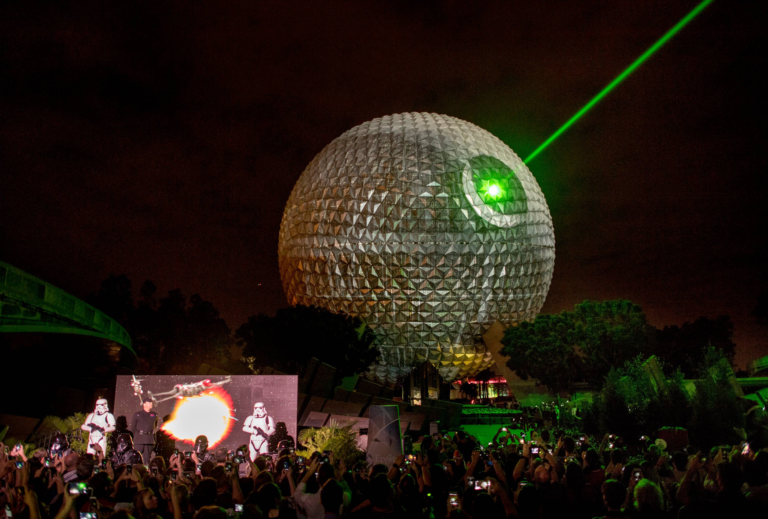 VIDEO - Spaceship Earth transforms into the Death Star to celebrate 'Rogue One - A Star Wars Story'
