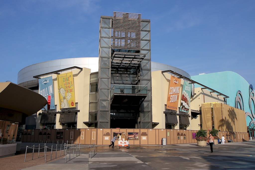 PHOTOS - Latest look at the Splitsville construction site in Downtown Disney