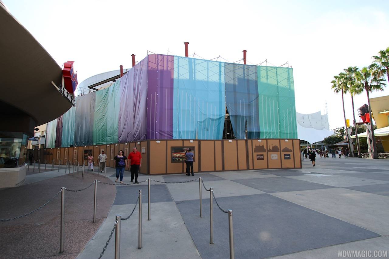 PHOTOS - A latest look at the Splitsville construction
