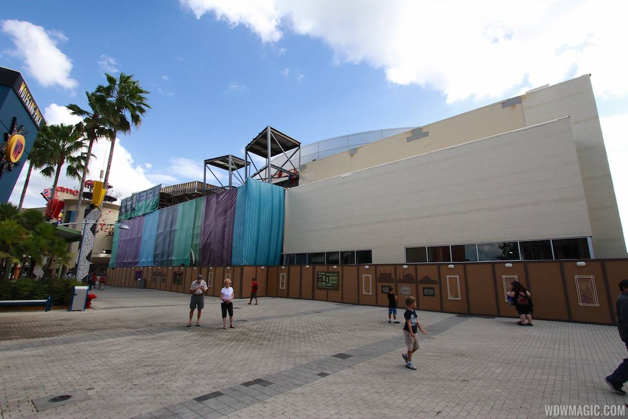 PHOTOS - Latest look at the Splitsville construction at Downtown Disney