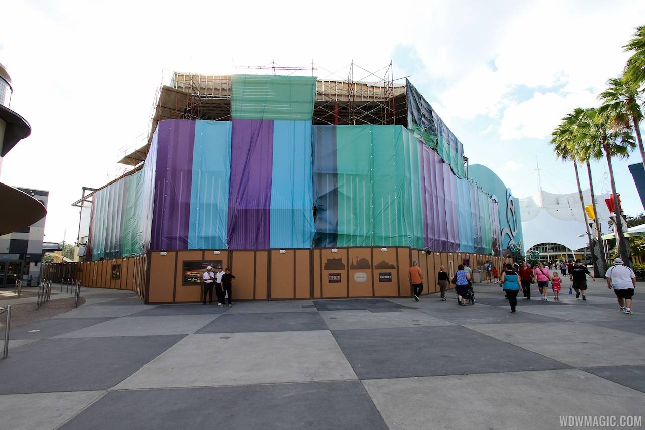 PHOTOS - Latest look at the Splitsville construction at Downtown Disney