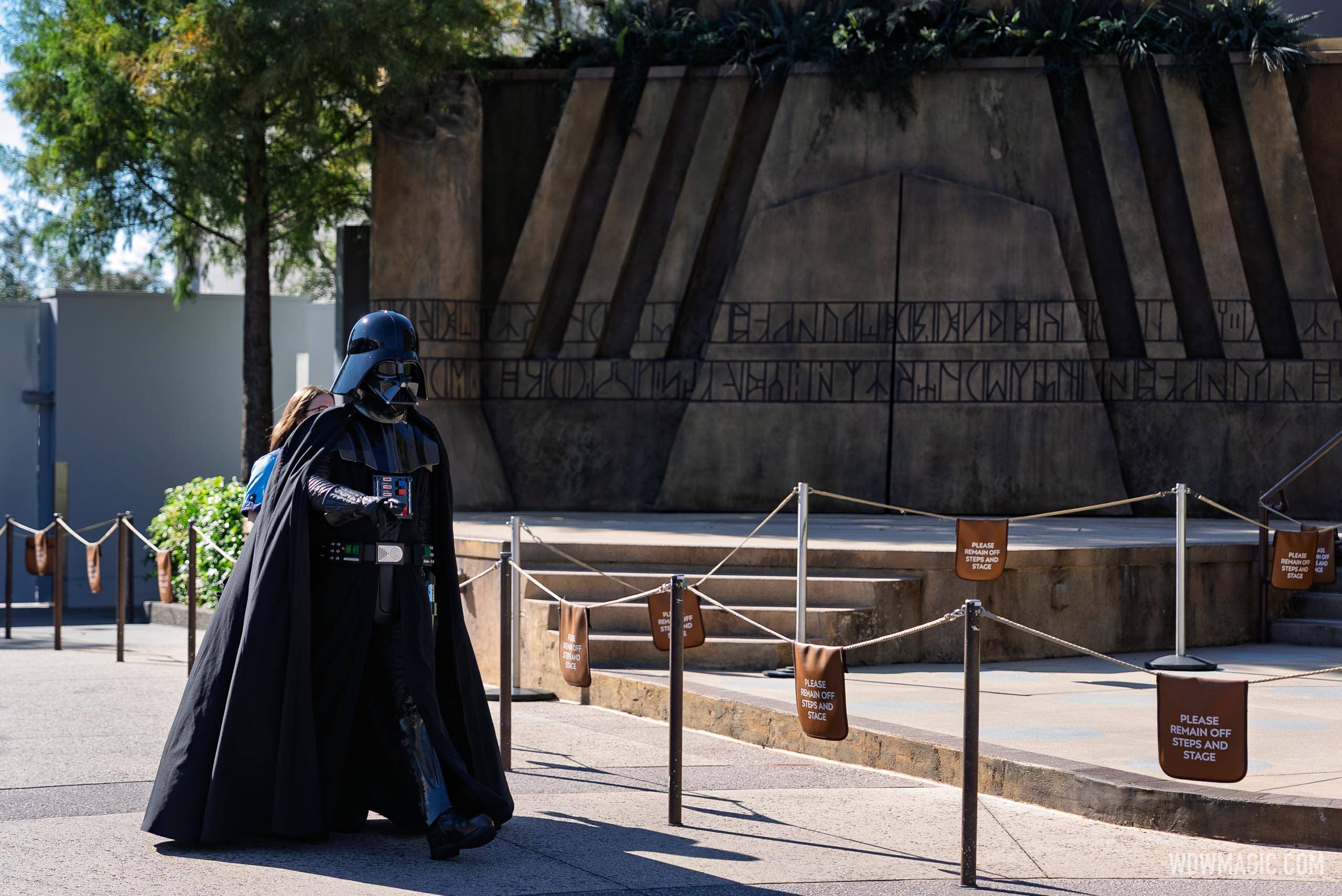 Darth Vadar Meet and Greet at Star Tours