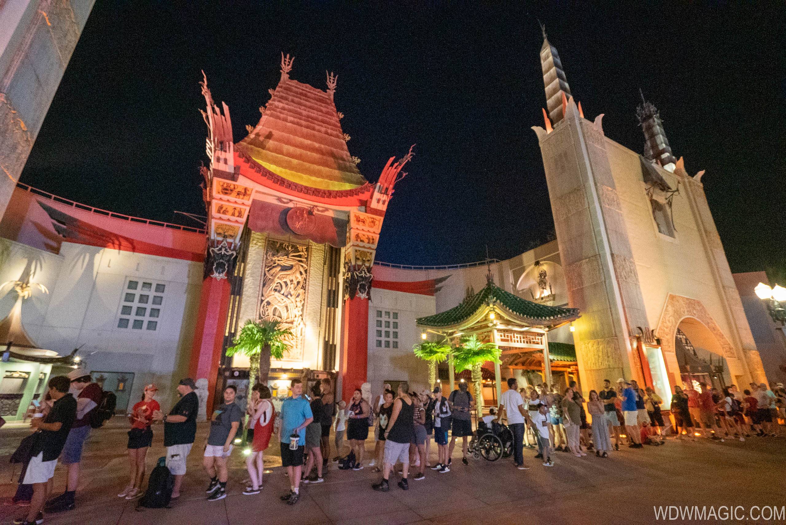 Star Wars Galaxy's Edge opening day crowds at Disney's Hollywood Studios